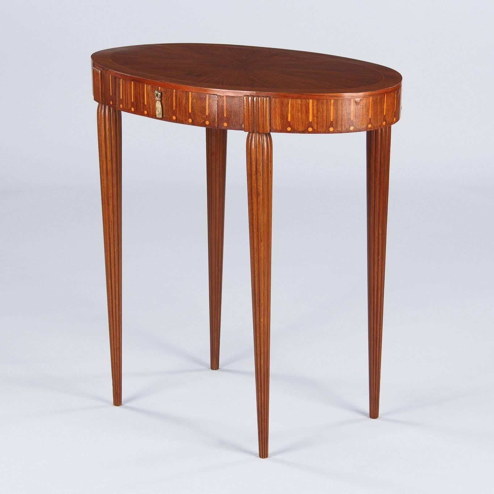 French Art Deco Oval Side Table in the Style of Ruhlman In Good Condition In Austin, TX