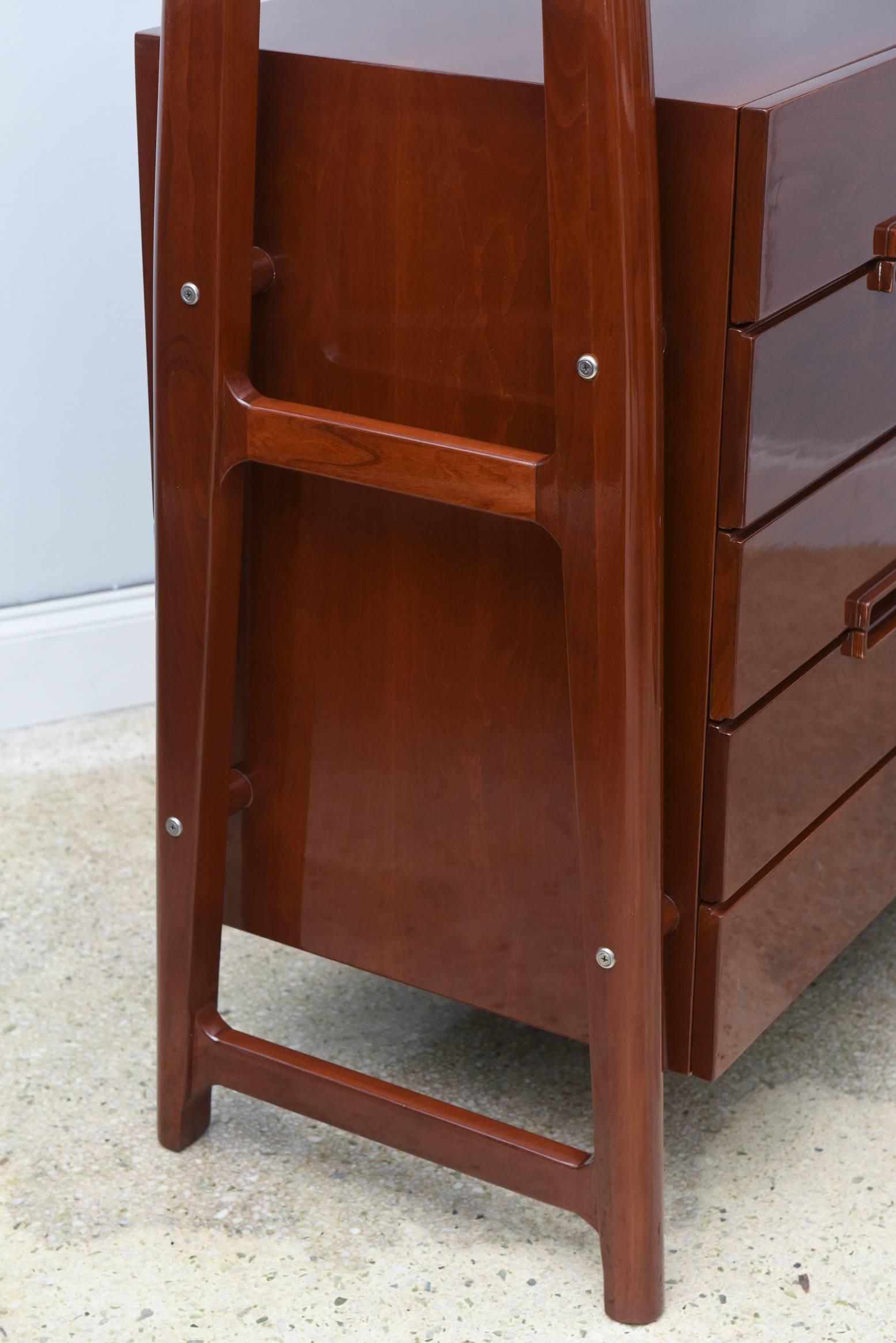 Italian Modern Mahogany Cabinet or Bookcase, Silvio Cavatorta In Excellent Condition For Sale In Hollywood, FL