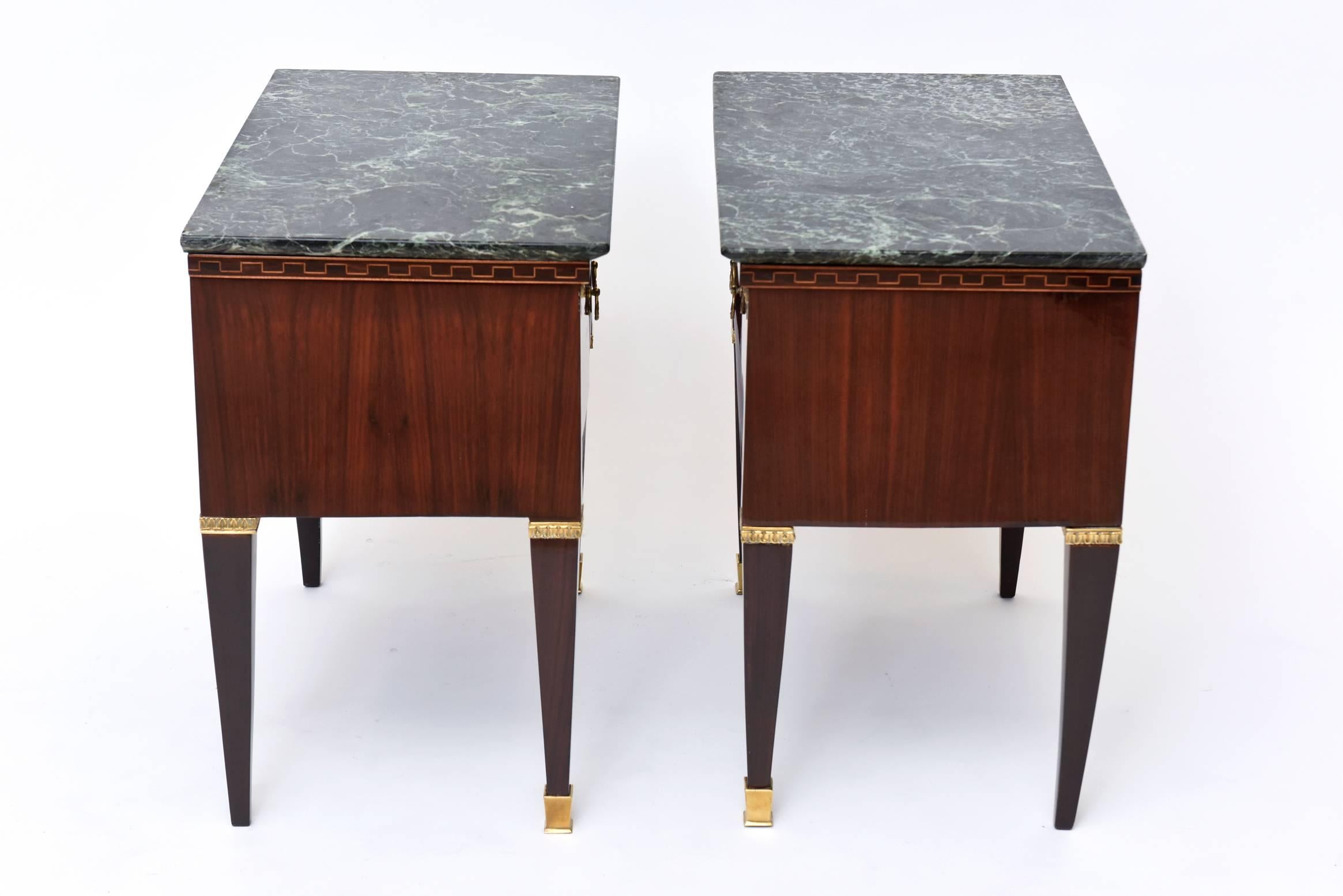 Mid-Century Modern Pair of Italian Modern Rosewood and Walnut Inlaid Nightstands, Paolo Buffa