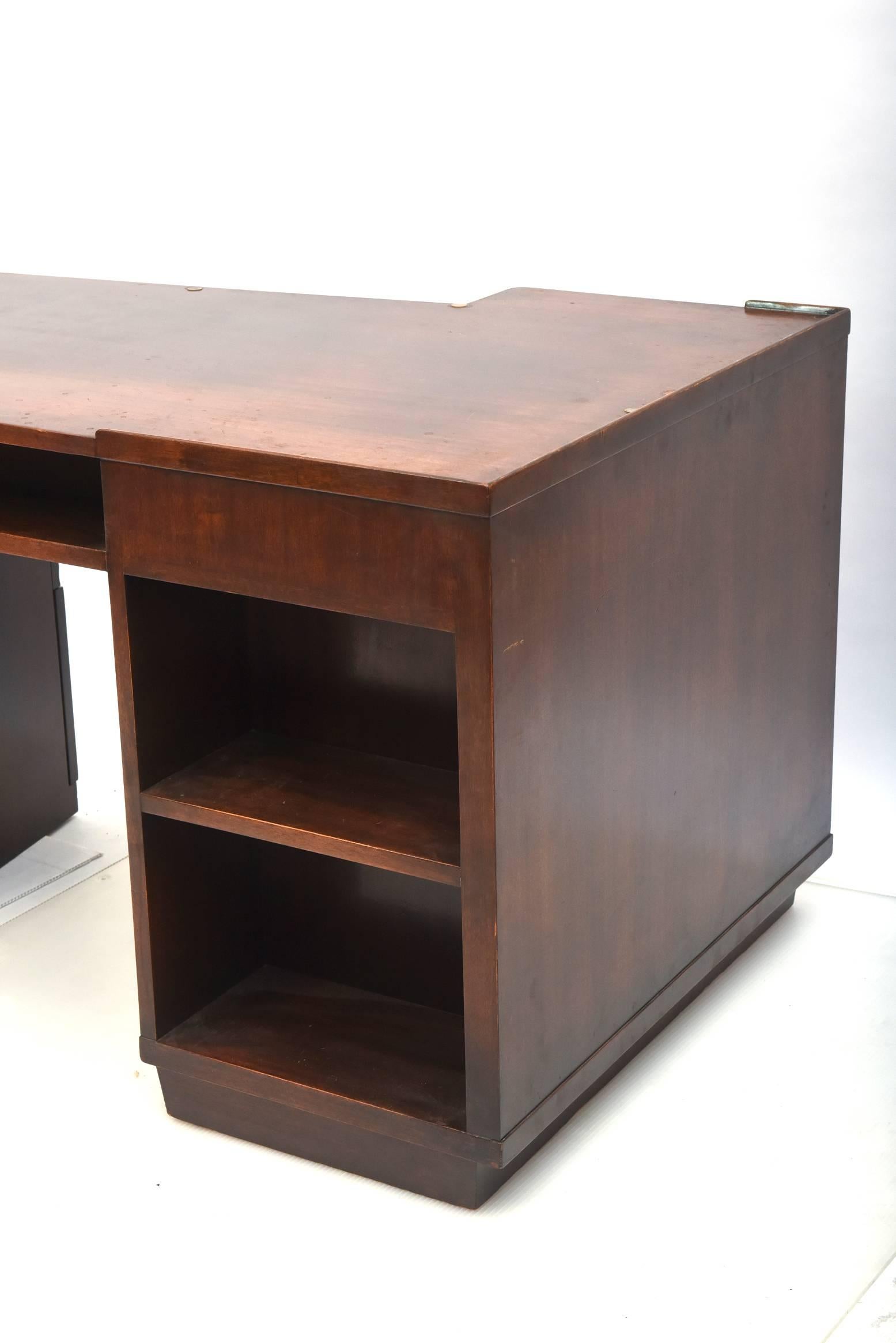 Mid-20th Century American Modern Dark Walnut Desk, Edward Wormley, Dunbar