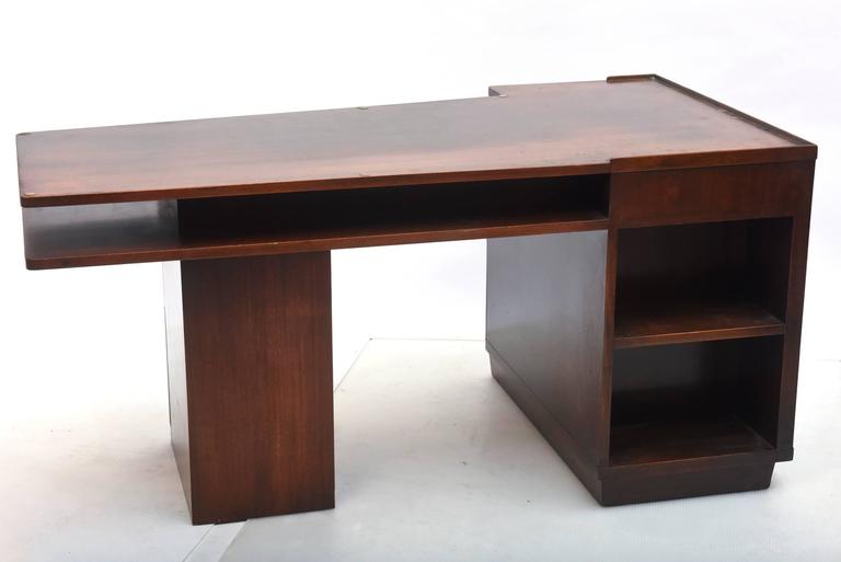 Amerikanischer moderner Schreibtisch aus dunklem Nussbaumholz, Edward  Wormley, Dunbar im Angebot bei 1stDibs