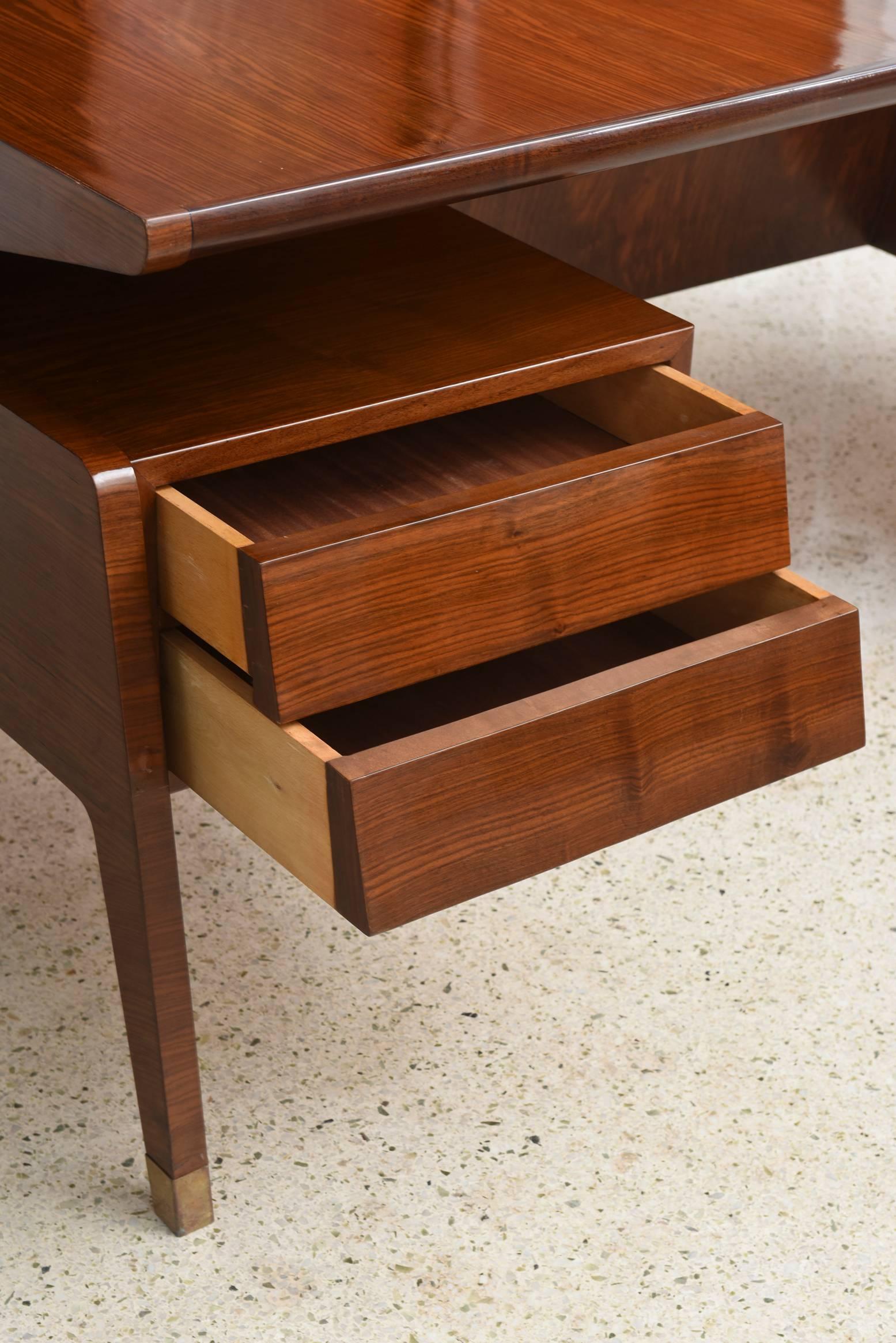 Fine Italian Modern Rosewood Desk, Guglielmo Ulrich For Sale 1