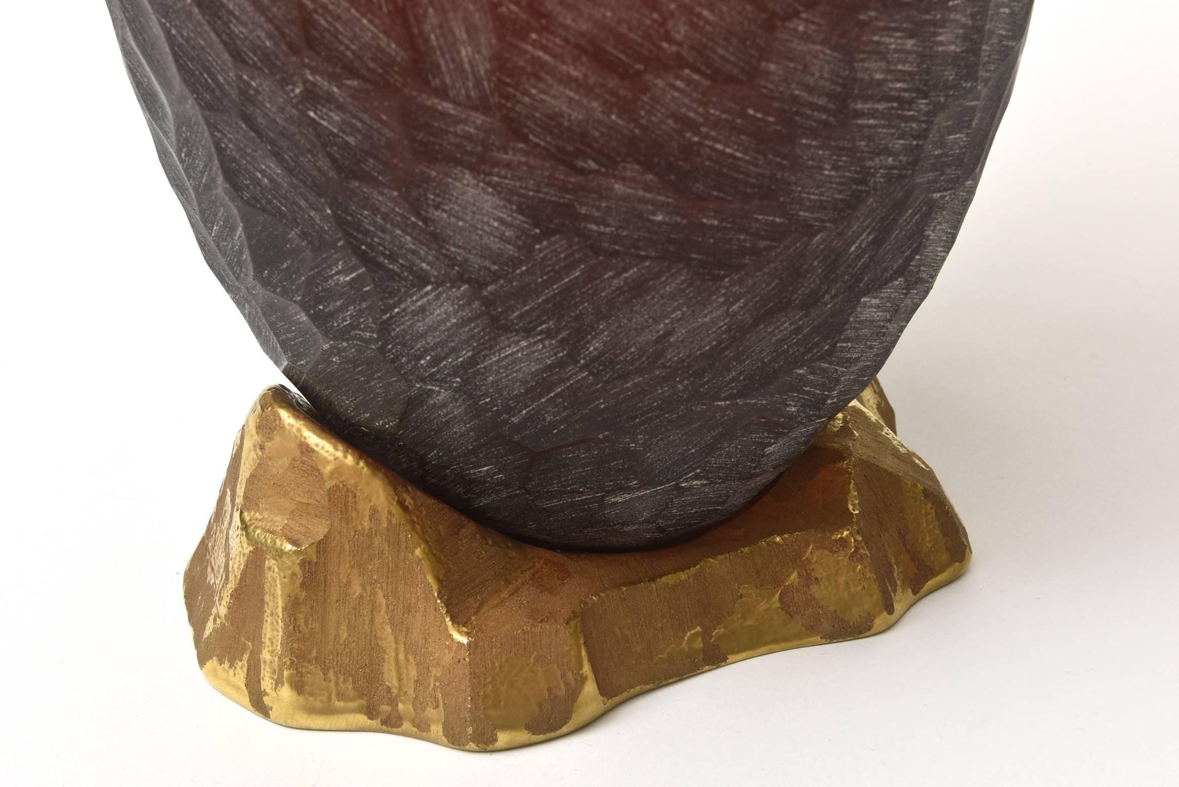 Rare Italian Modern Dark Amber and Gilt Decorated Vase, Seguso In Excellent Condition For Sale In Hollywood, FL