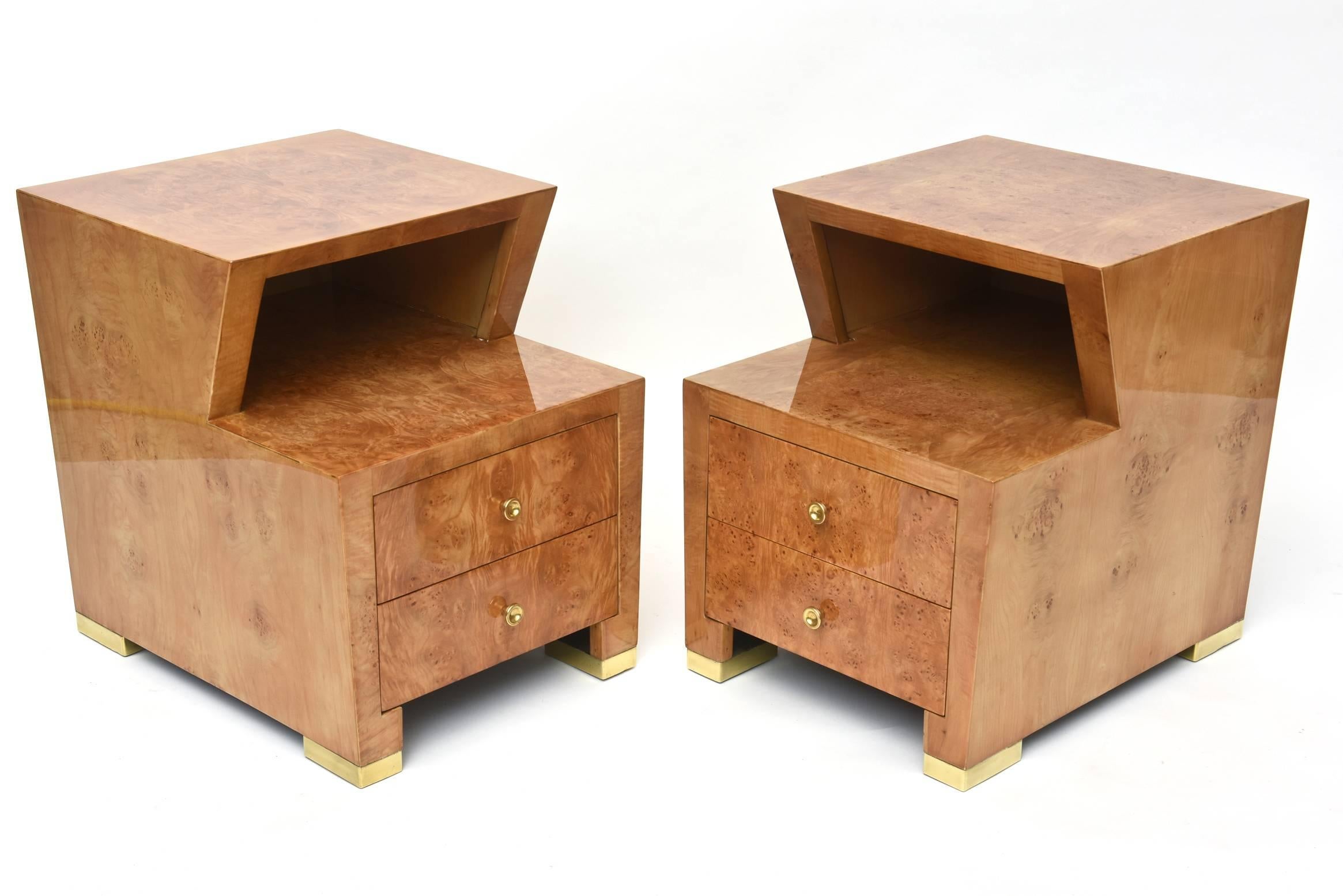 Mid-Century Modern Pair of Sir Edmund Spence Burled Maple Two-Drawer Night or End Tables
