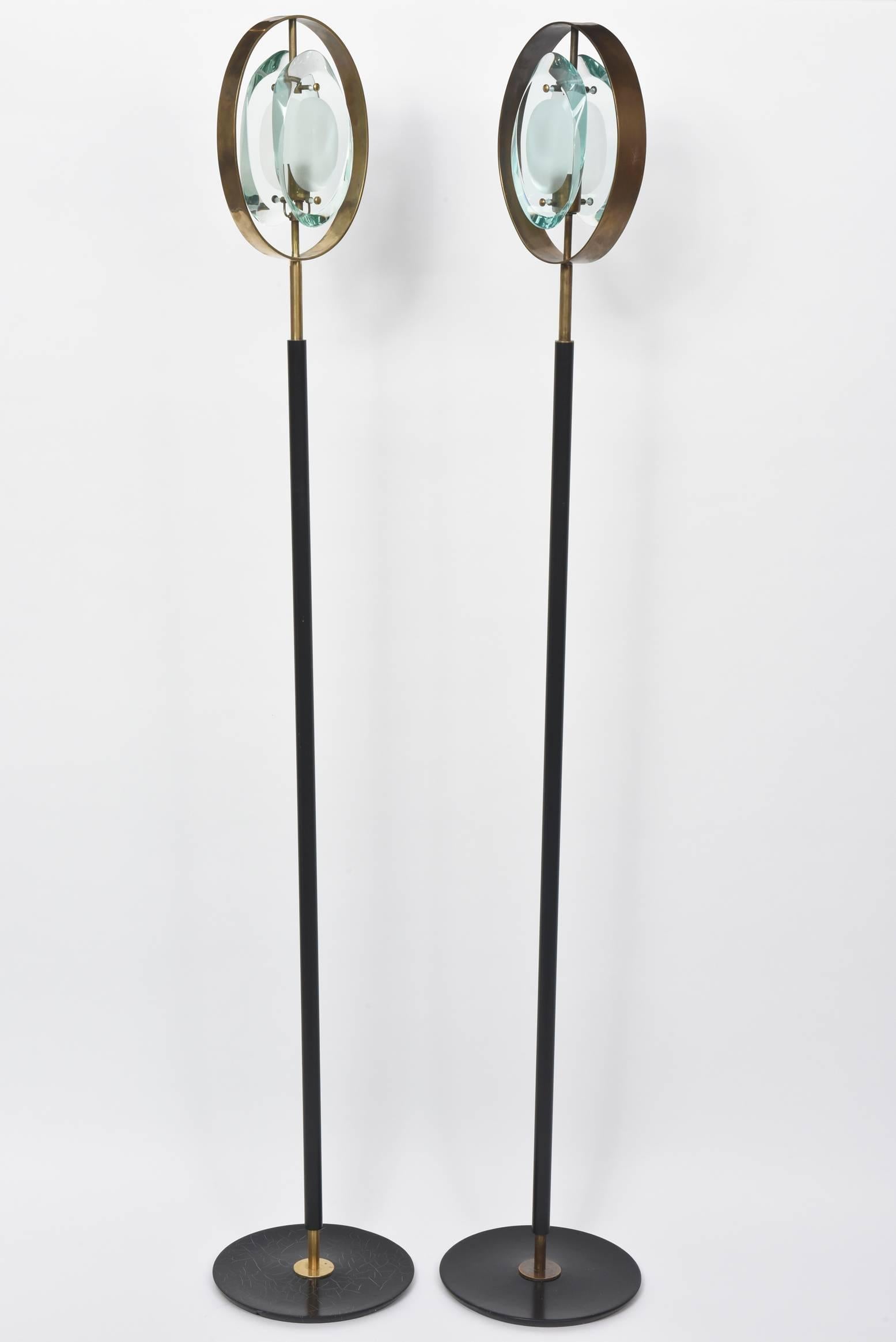 Mid-20th Century Rare Pair of Italian Modern Standing Lamps, Fontana Arte, Max Ingrand