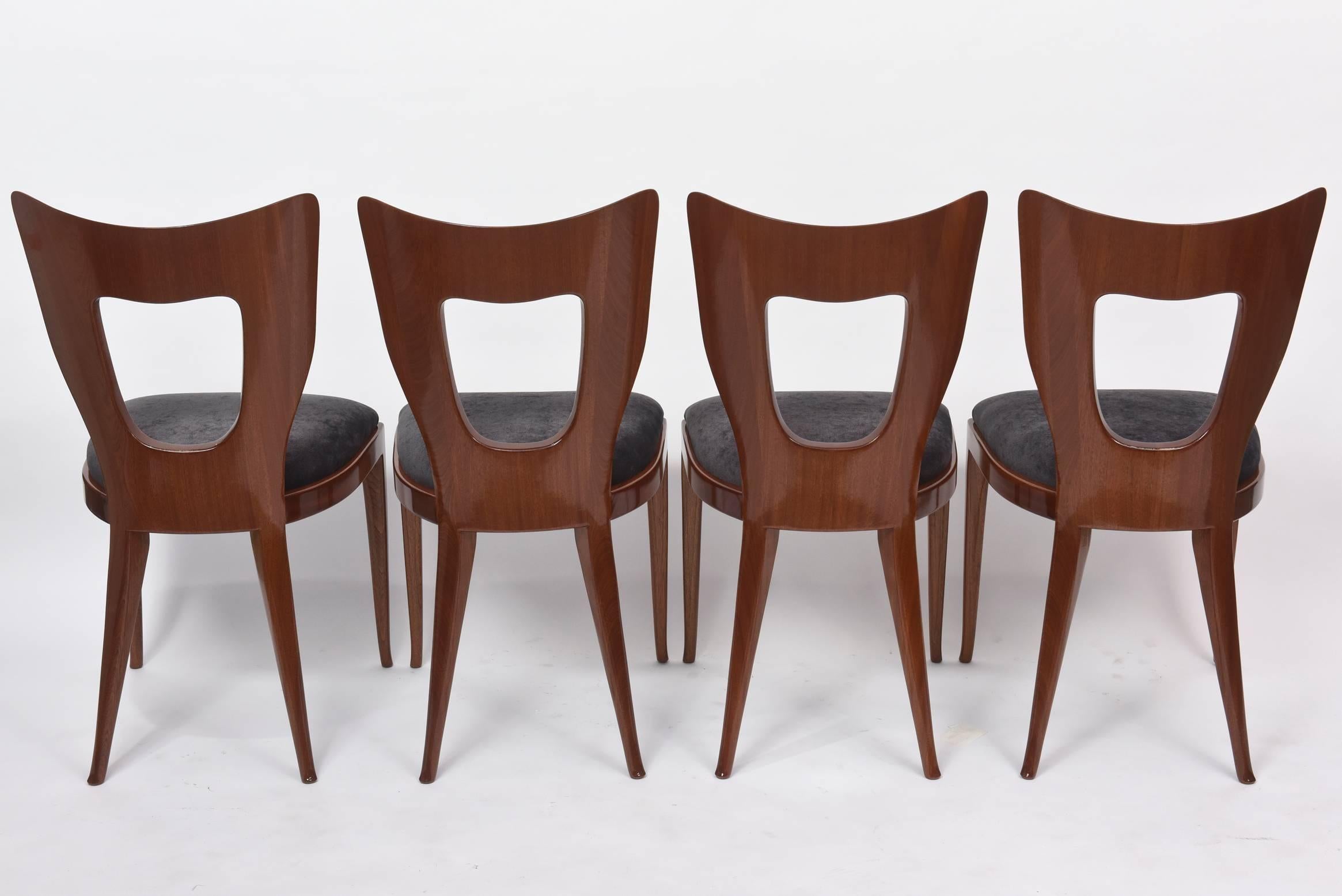 Rare Set of 16 Italian Modern Mahogany Dining Chairs, Osvaldo Borsani In Excellent Condition In Hollywood, FL