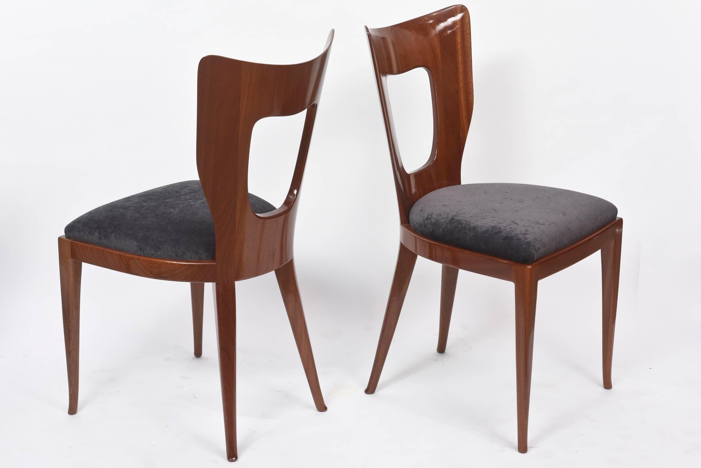 Rare Set of 16 Italian Modern Mahogany Dining Chairs, Osvaldo Borsani 1