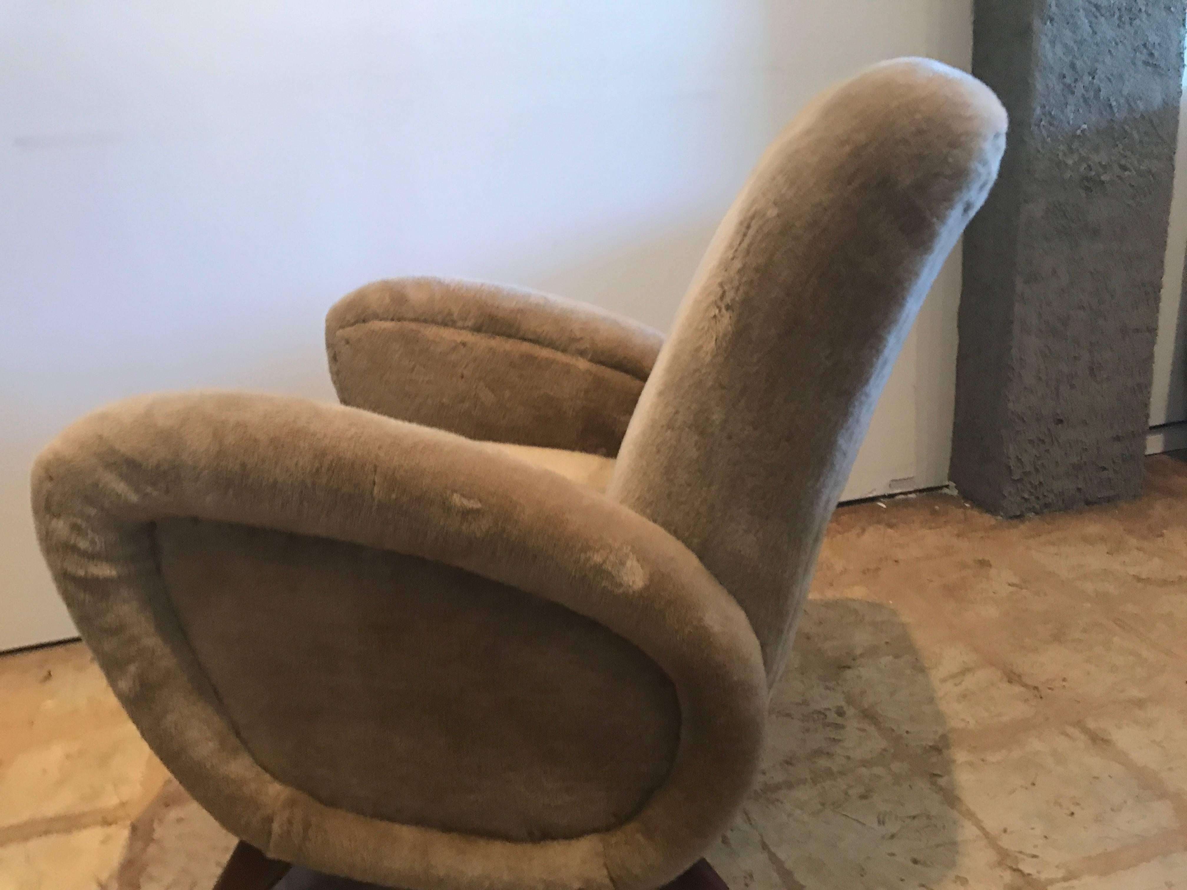 Mid-20th Century French Modern Lounge/Club Chair, Attributed to Jean Royere