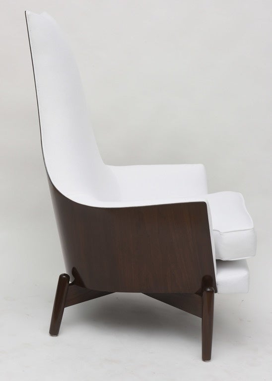 Danish Modern Dark Walnut Lounge Chair, Ib Kofod Larsen In Excellent Condition For Sale In Hollywood, FL