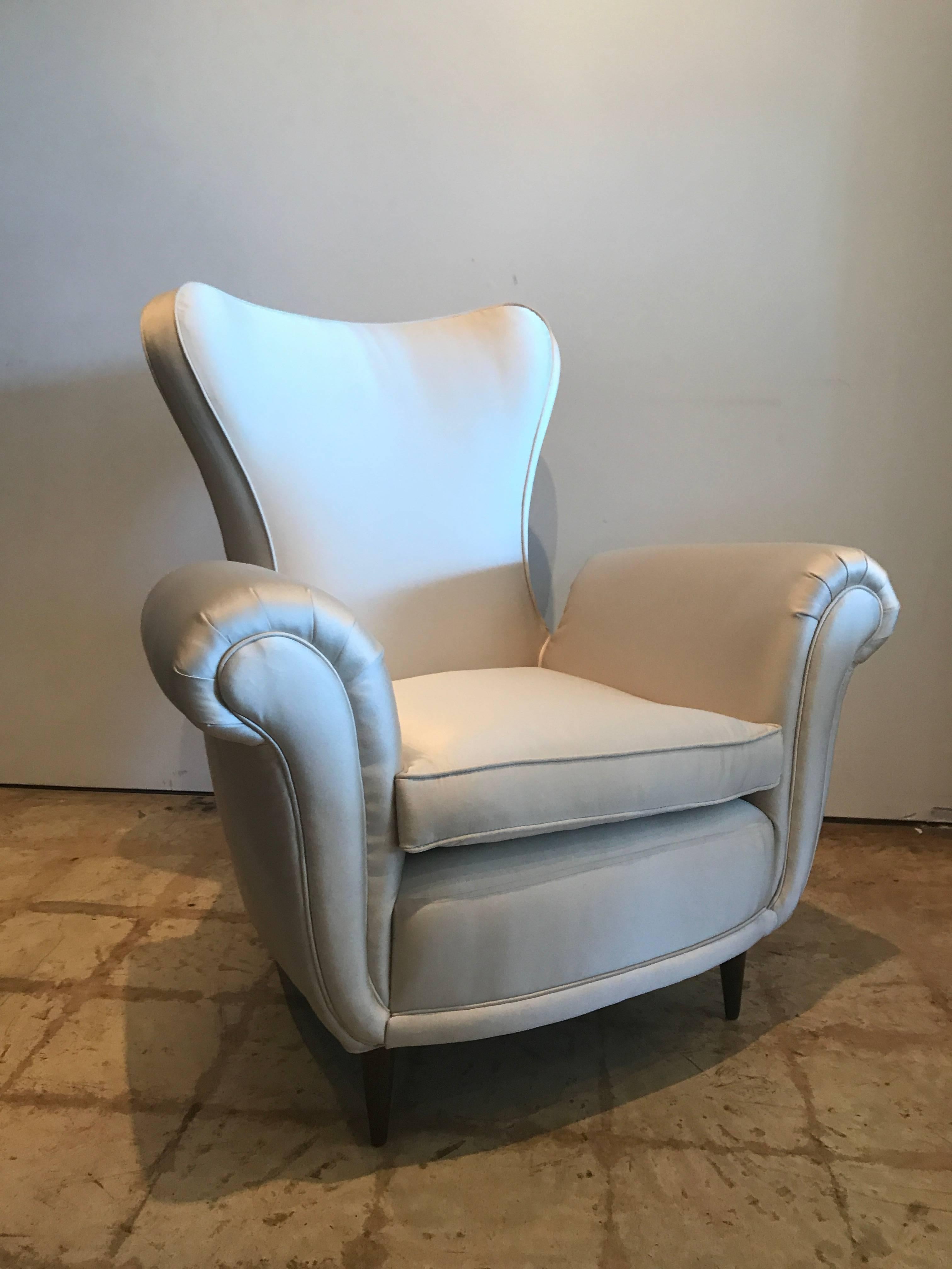 Italian Modern Upholstered Scrolled Arm Occasional Chair, Paolo Buffa, 1950's In Excellent Condition For Sale In Hollywood, FL