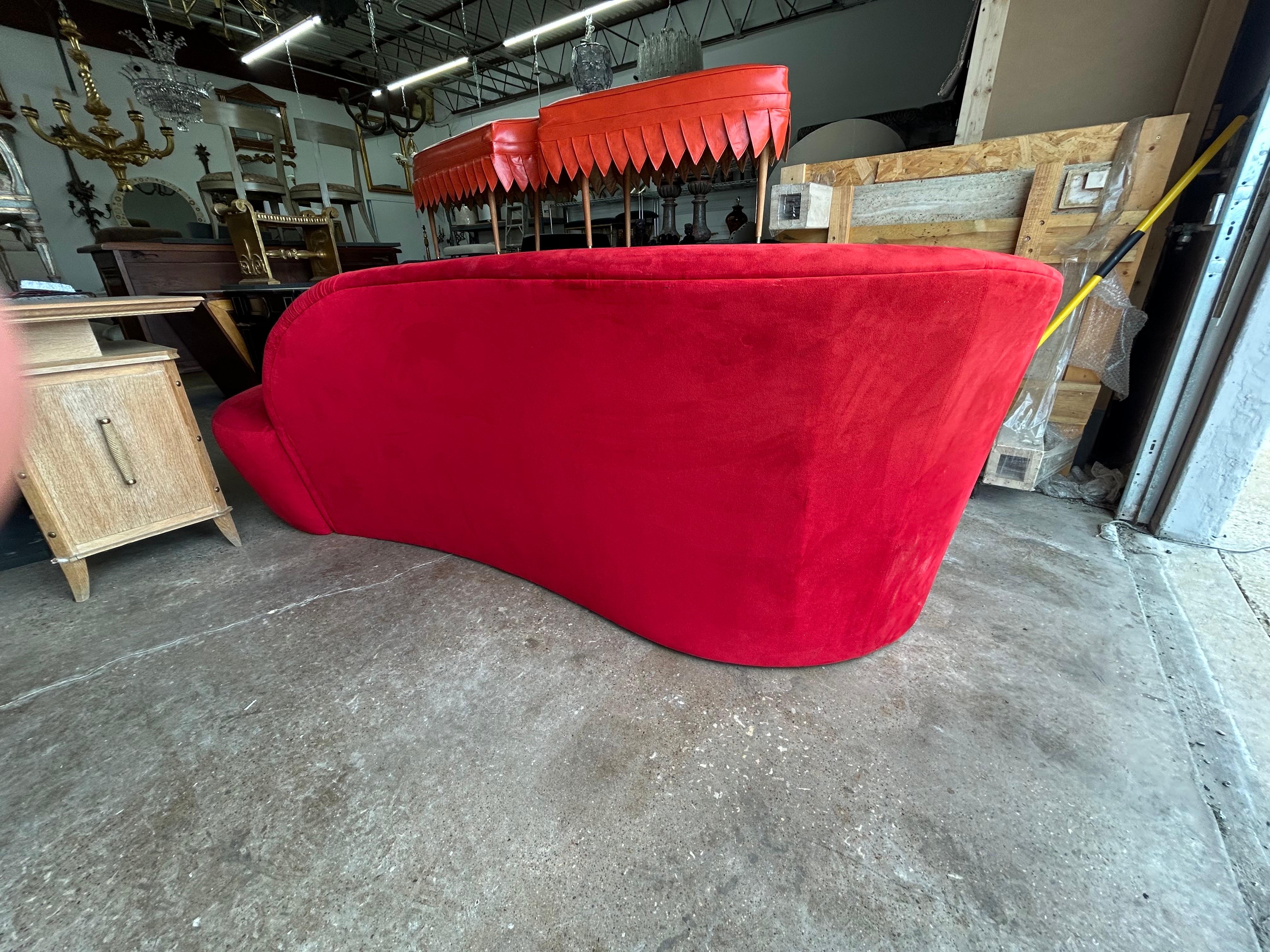 Vladimir Kagan for Directional Serpentine Sofa In Good Condition For Sale In Houston, TX