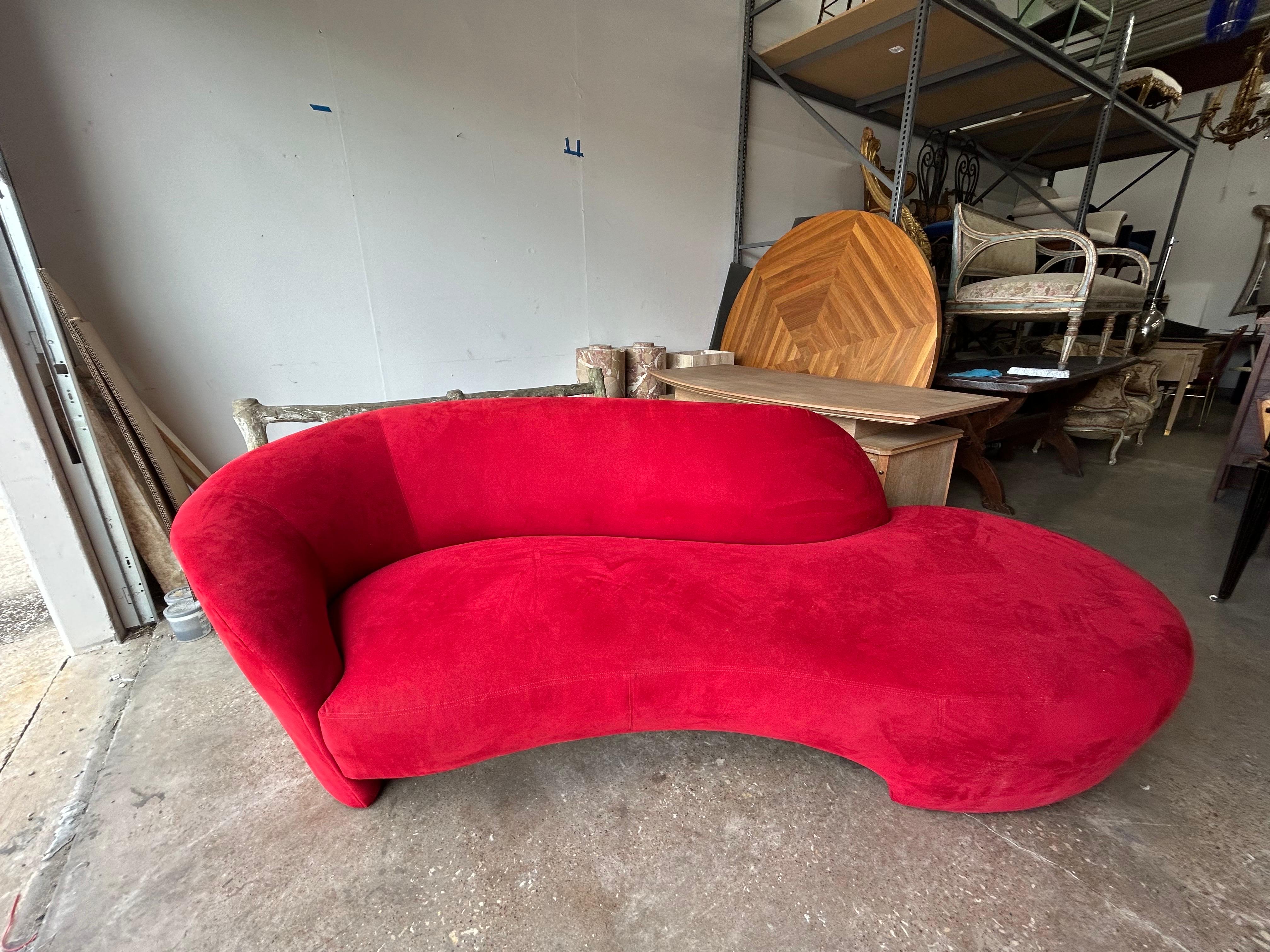 Vladimir Kagan for Directional Serpentine Sofa For Sale 4