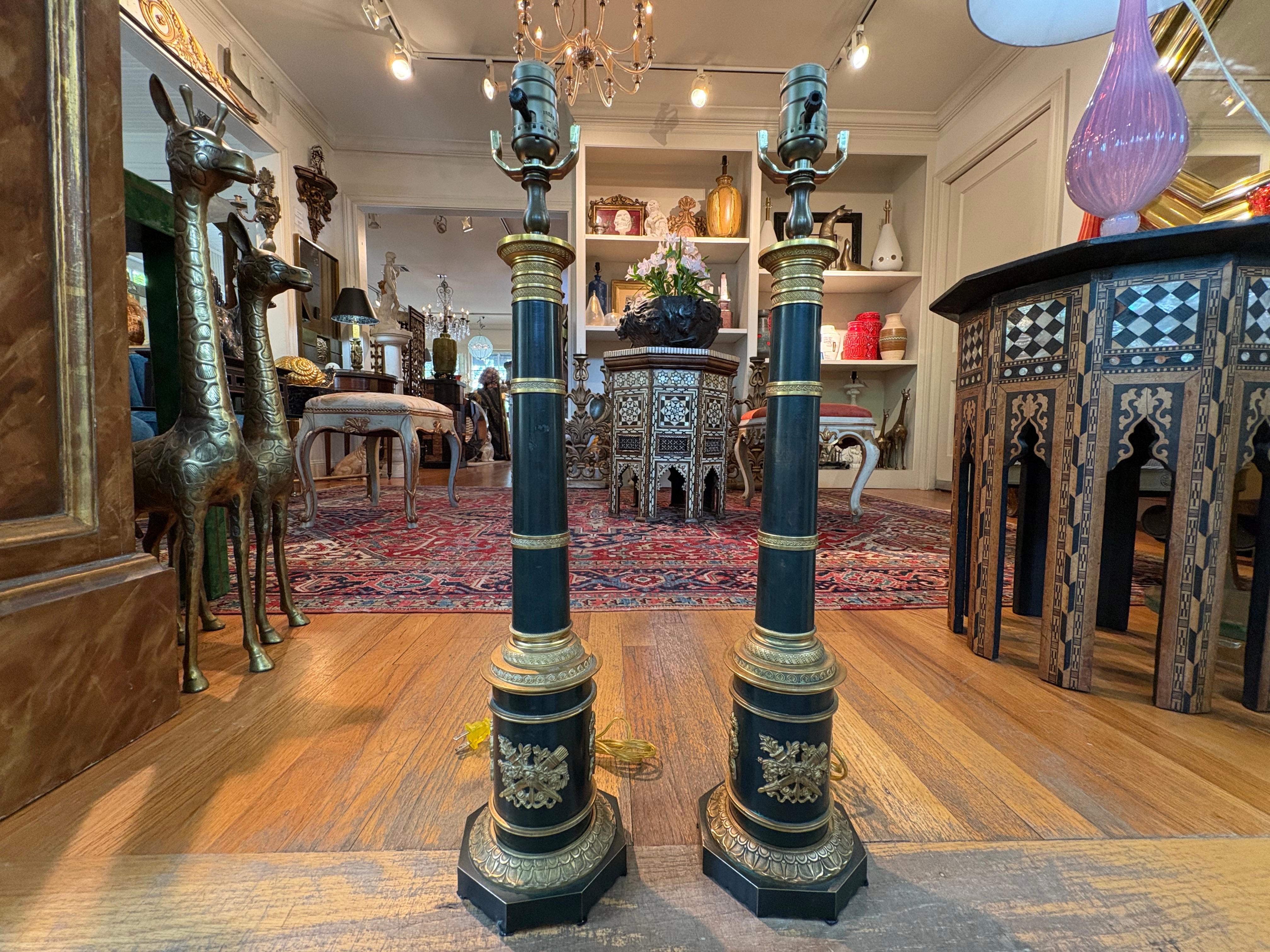 Neoclassico Coppia di lampade francesi in stile neoclassico in vendita