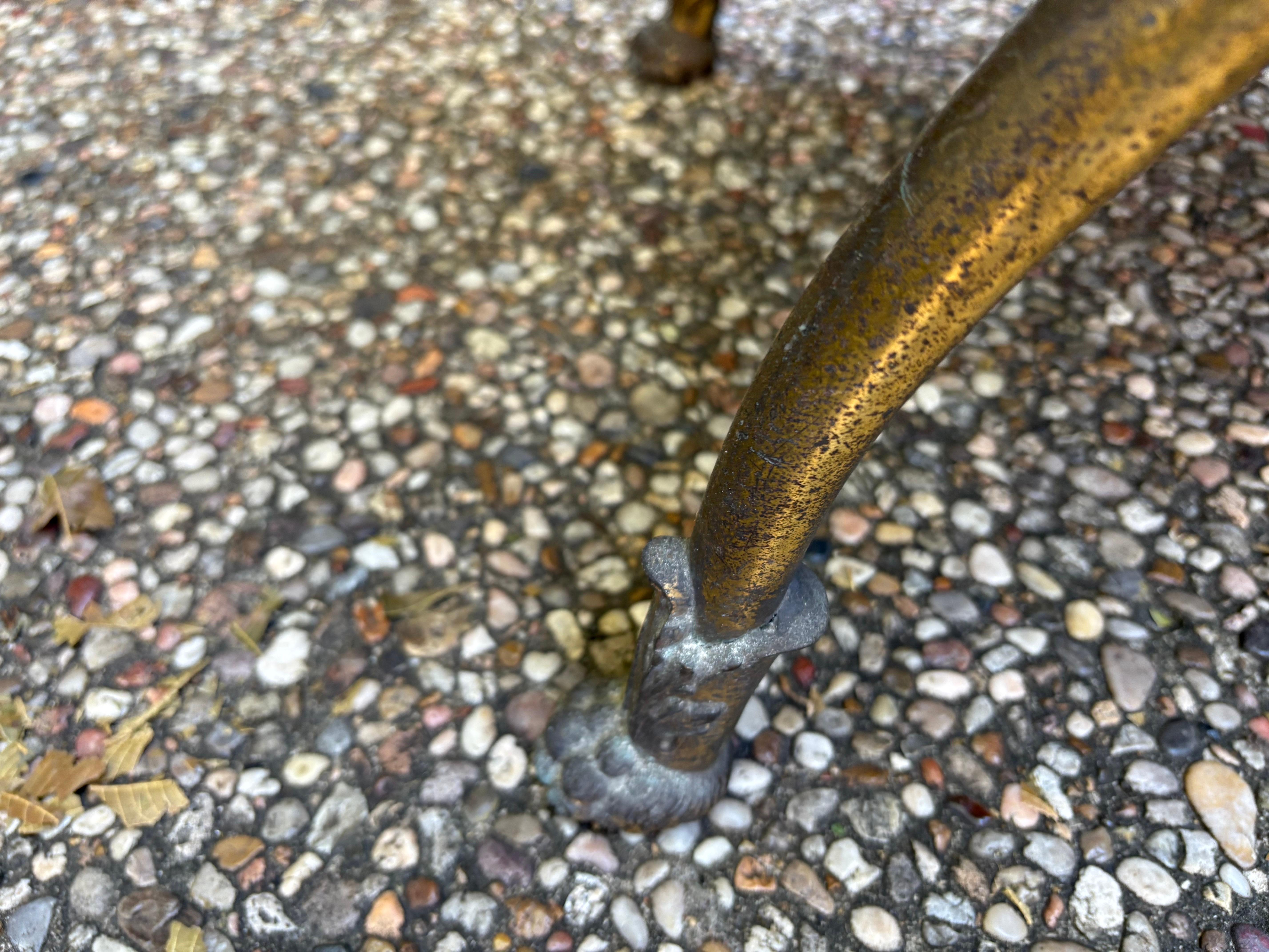 Banc Curule italien en laiton avec têtes de lions en vente 1