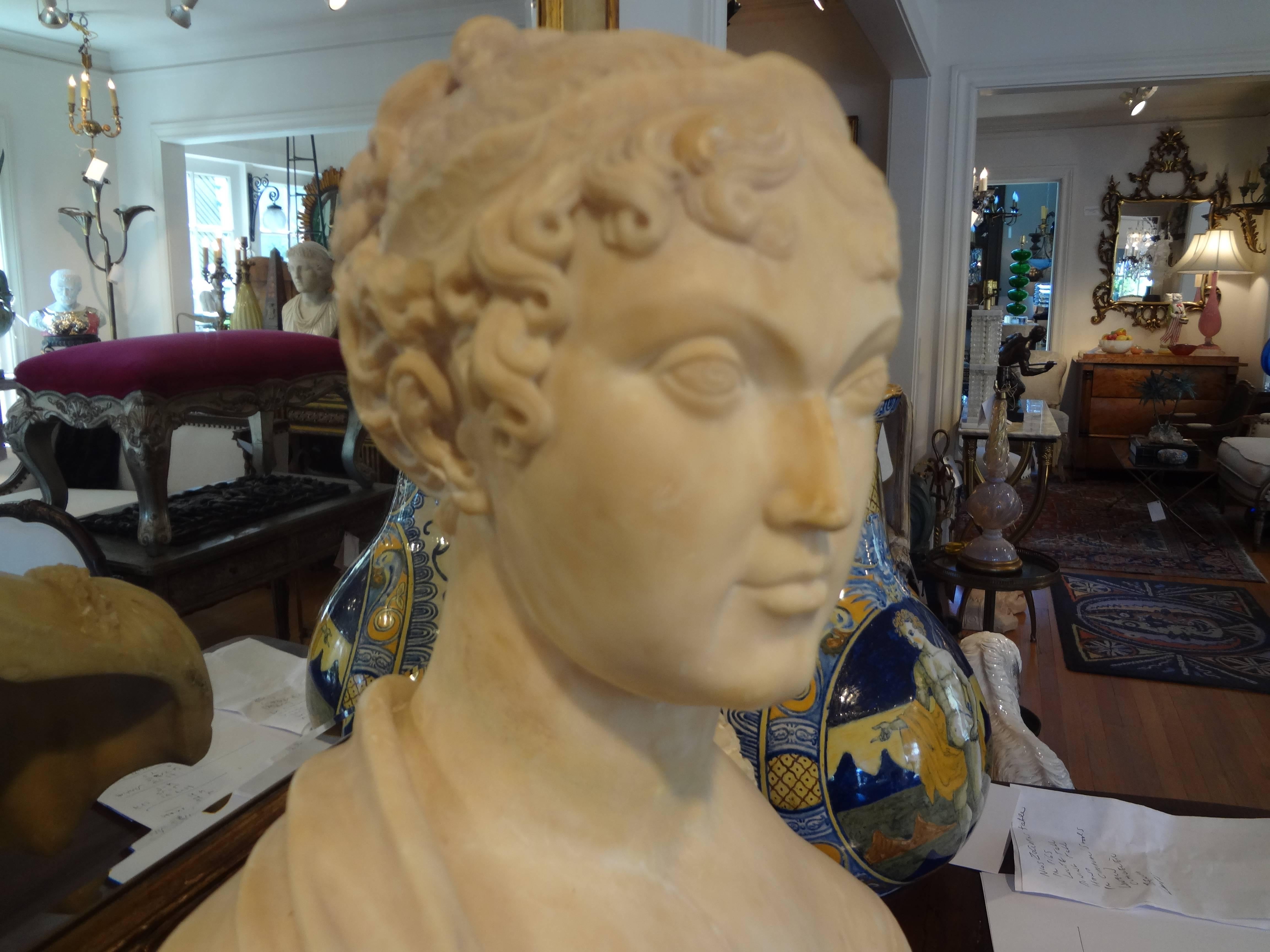 19th Century Italian Alabaster Bust In Good Condition For Sale In Houston, TX