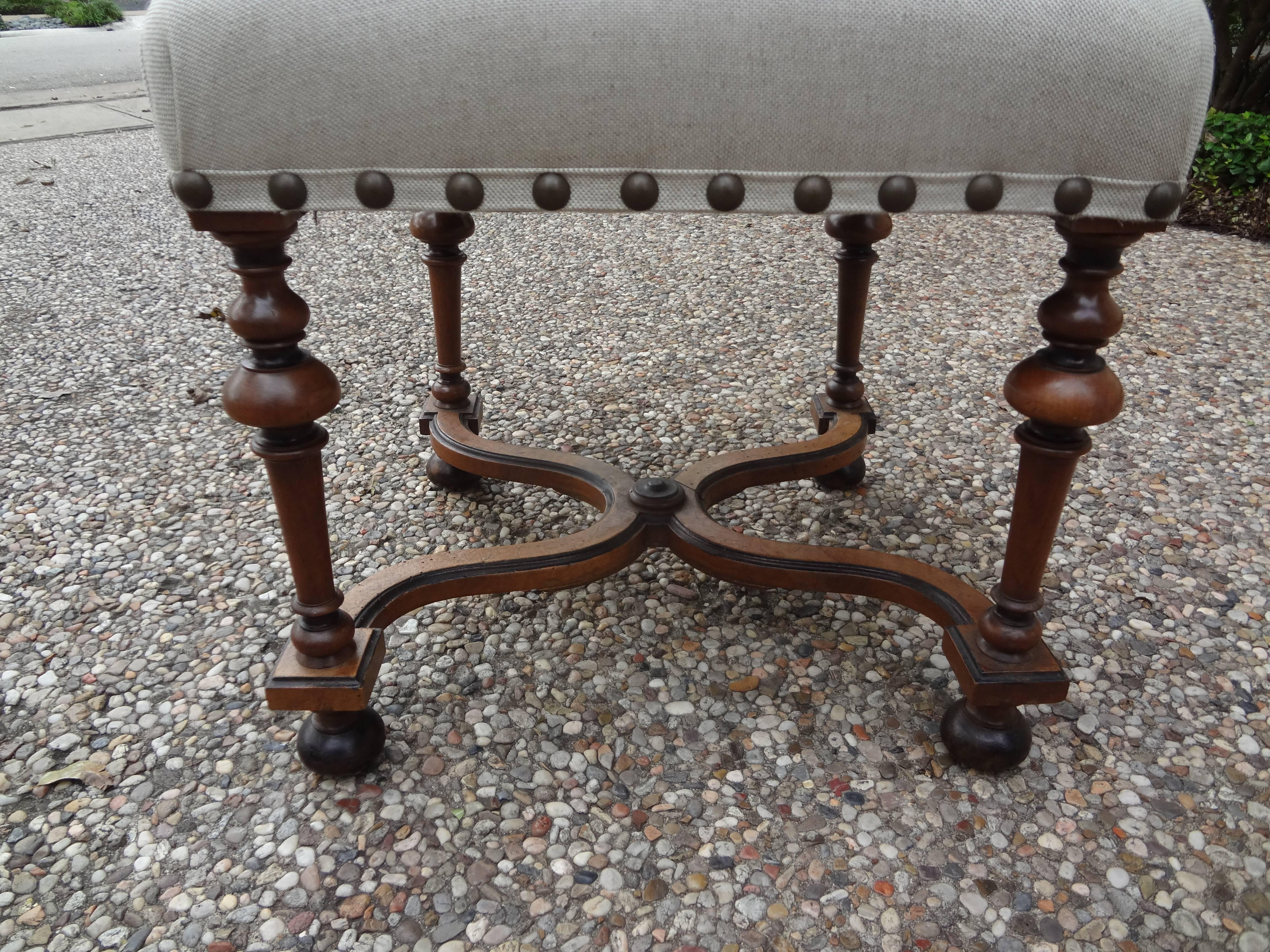 Set of Six 19th Century French Louis XIV Style Walnut Dining Chairs In Excellent Condition In Houston, TX