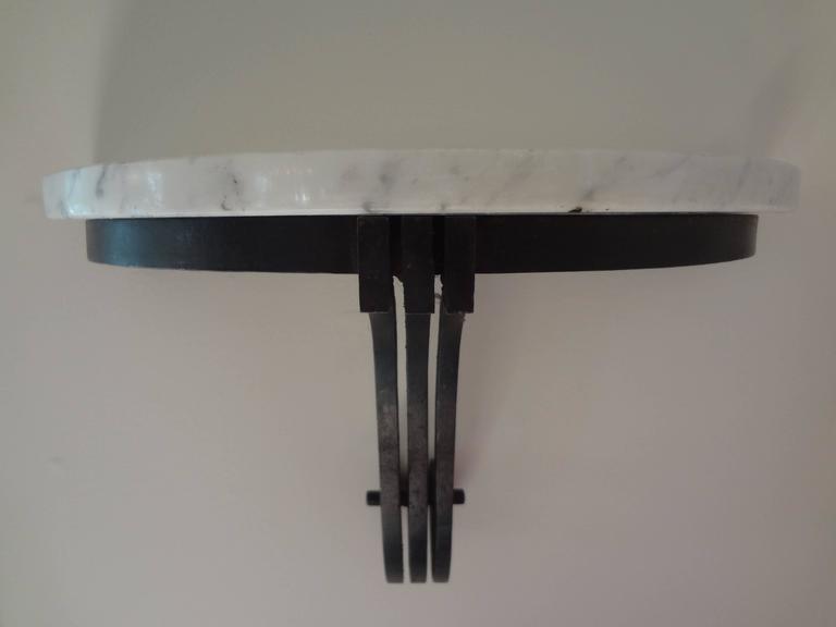 Pair of French Art Deco Wrought Iron Wall Brackets or Consoles with Marble Tops For Sale 1