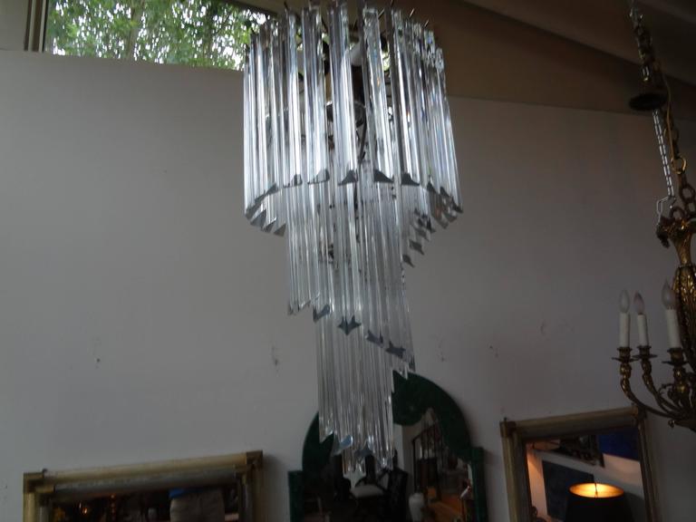 Mid-20th Century Venini Inspired Clear Murano Glass Prism Spiral Chandelier For Sale