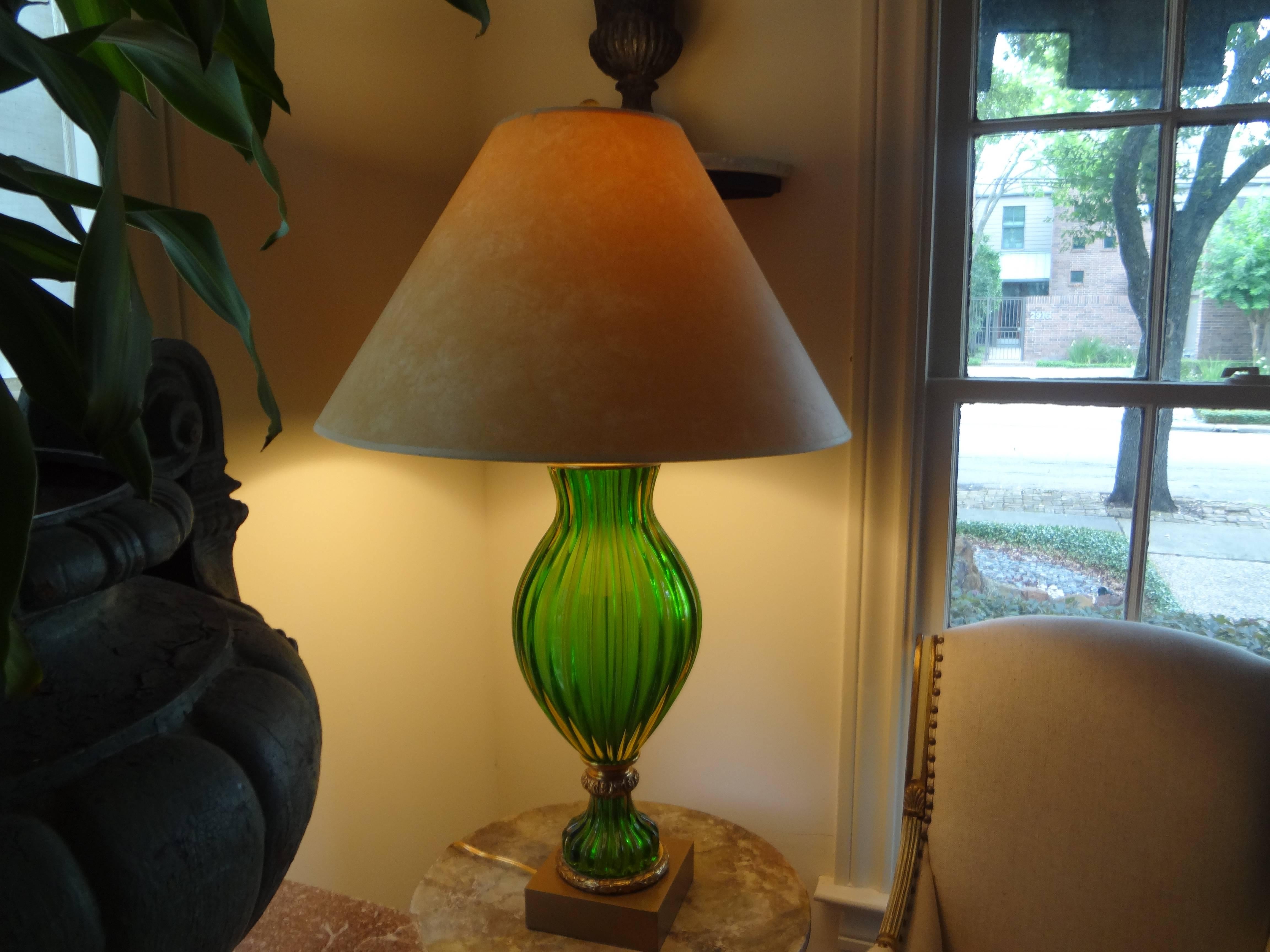 Mid-Century Italian Green Murano Glass Lamp In Good Condition In Houston, TX