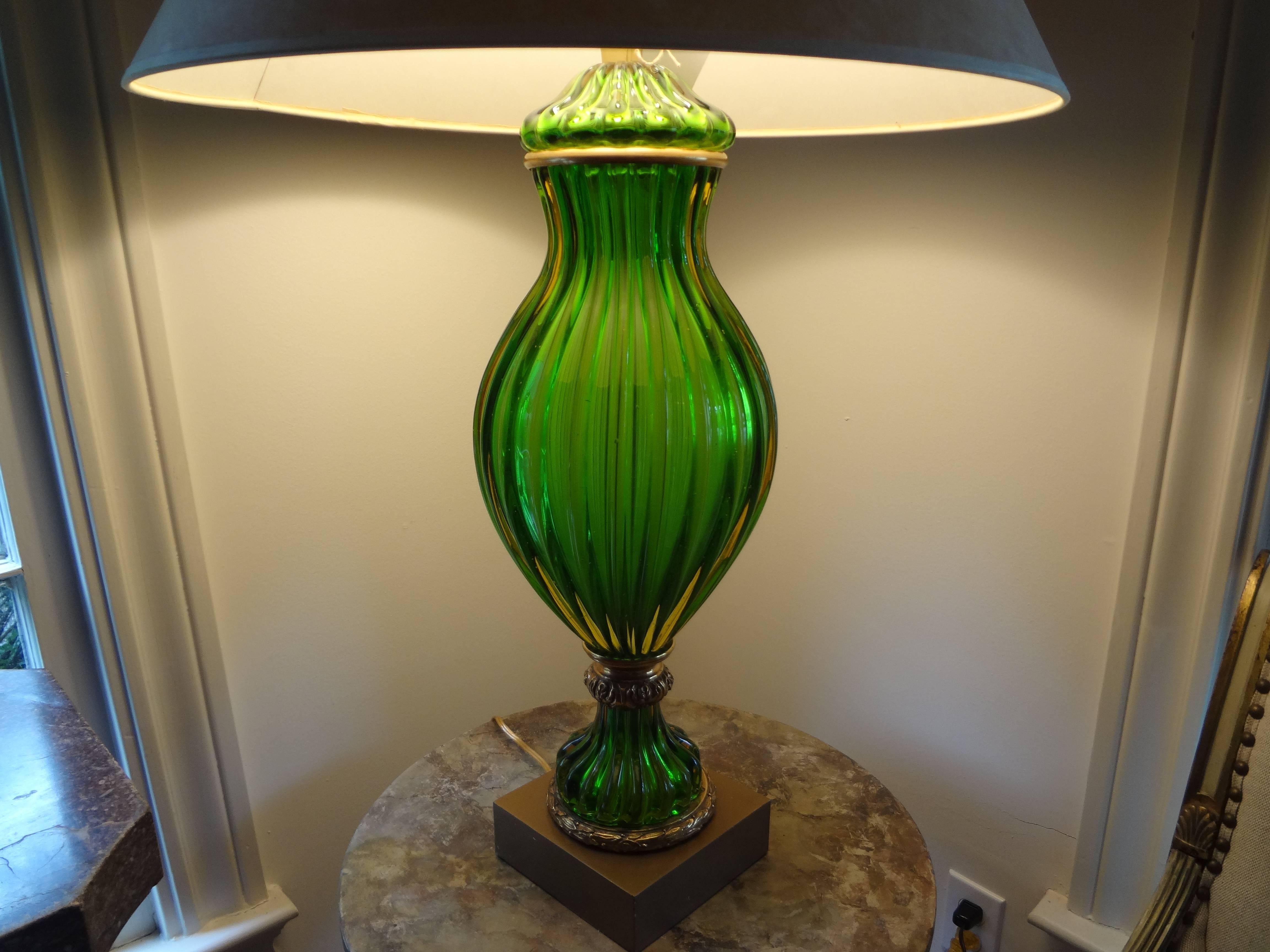 Mid-20th Century Mid-Century Italian Green Murano Glass Lamp
