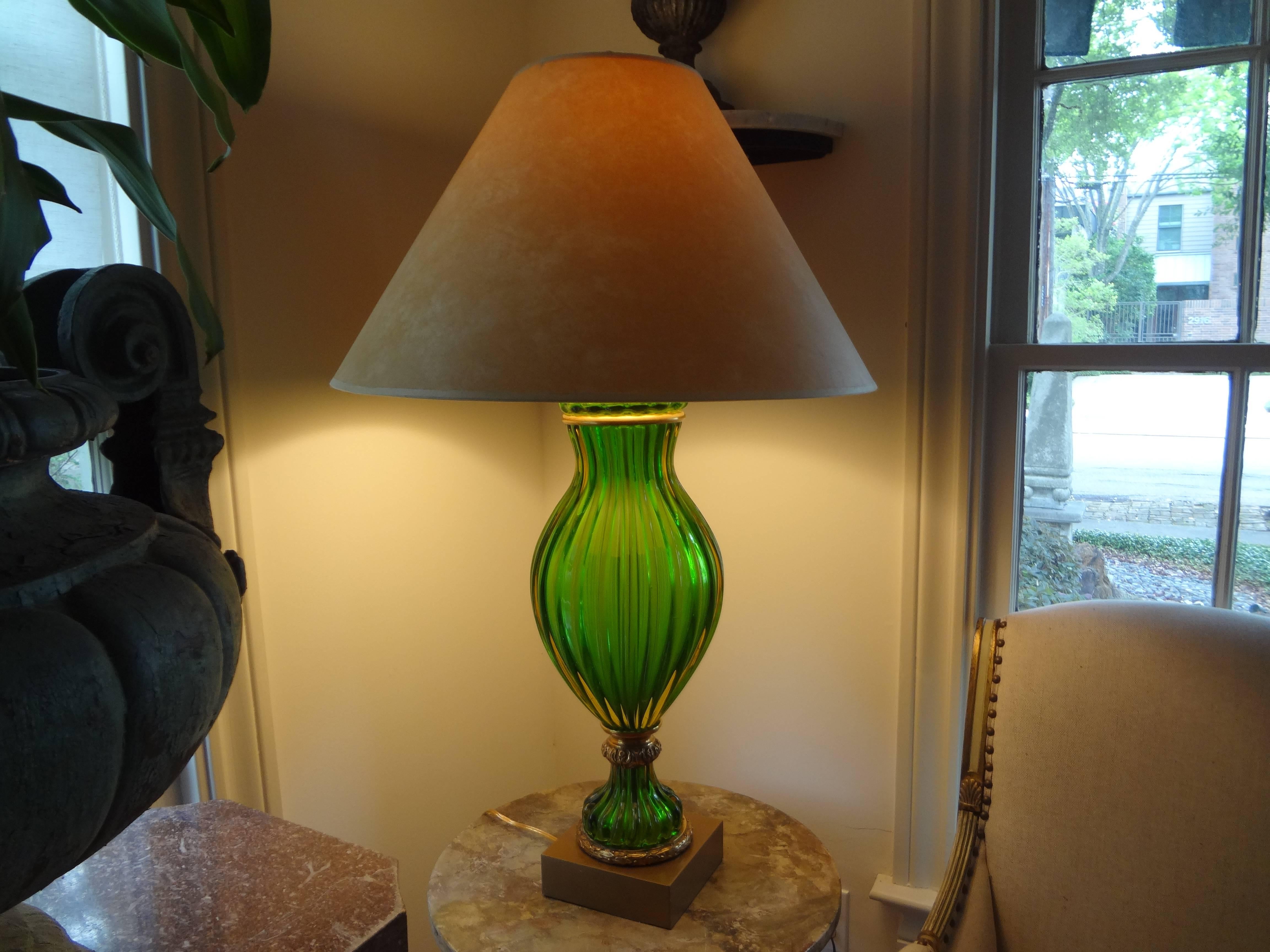 Mid-Century Italian Green Murano Glass Lamp 1