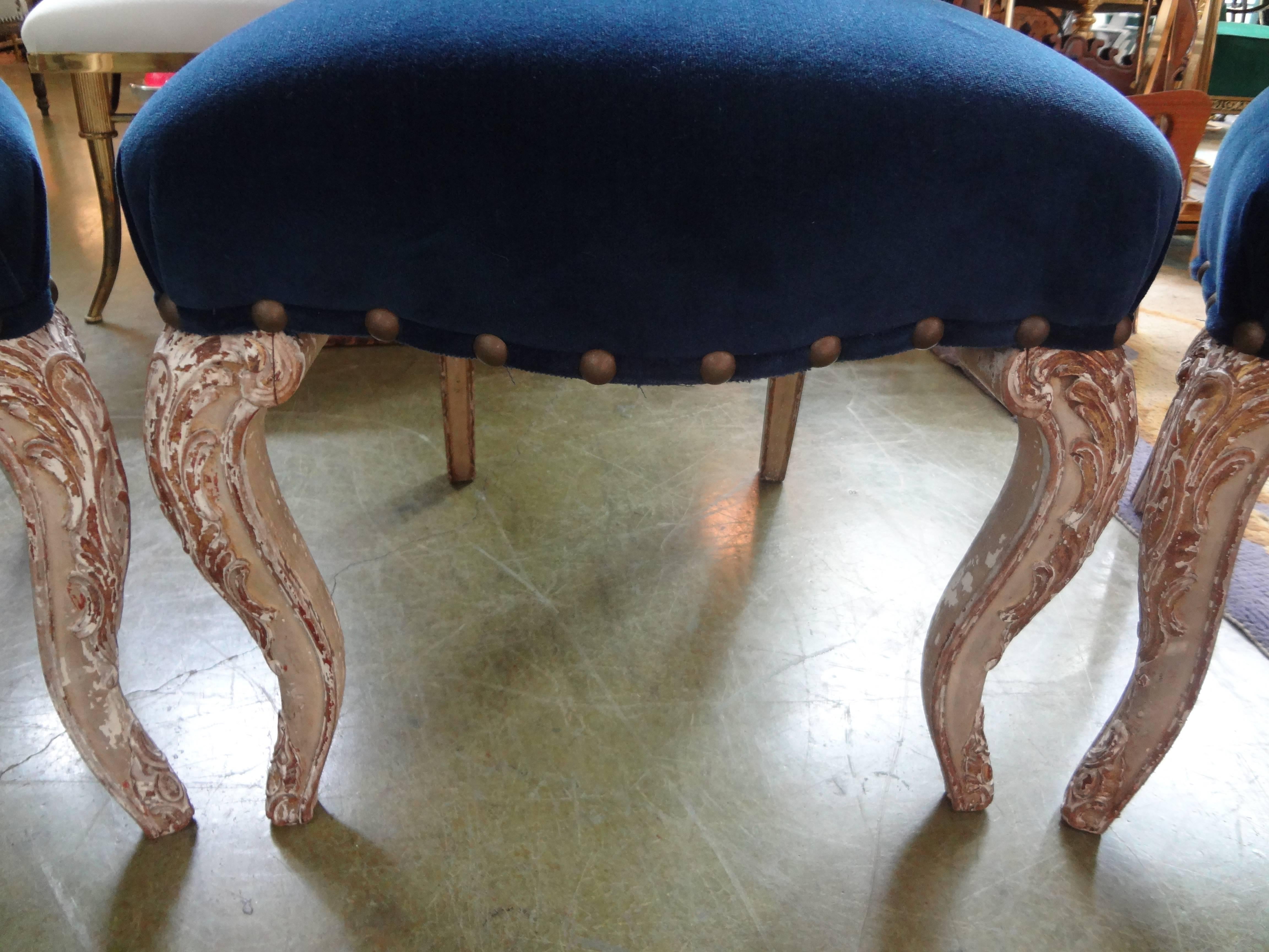 Set of Six Antique French Louis XV-XVI Style Painted and Gilt Dining Chairs In Good Condition In Houston, TX