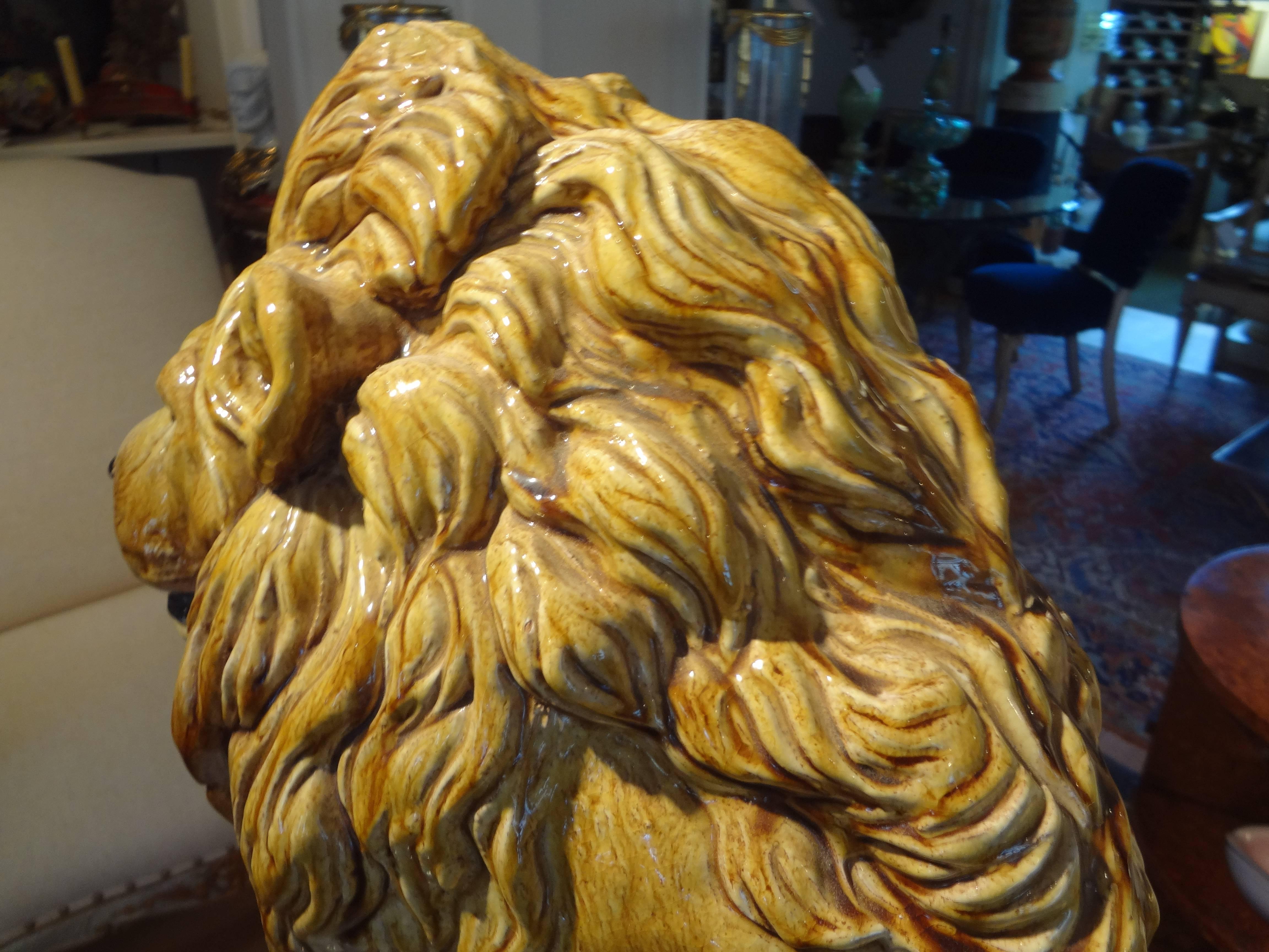 Italian Mid-Century Glazed Terra Cotta Lion Sculpture In Good Condition In Houston, TX
