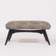 Banc italien moderne ébénisé, attribué à Paolo Buffa