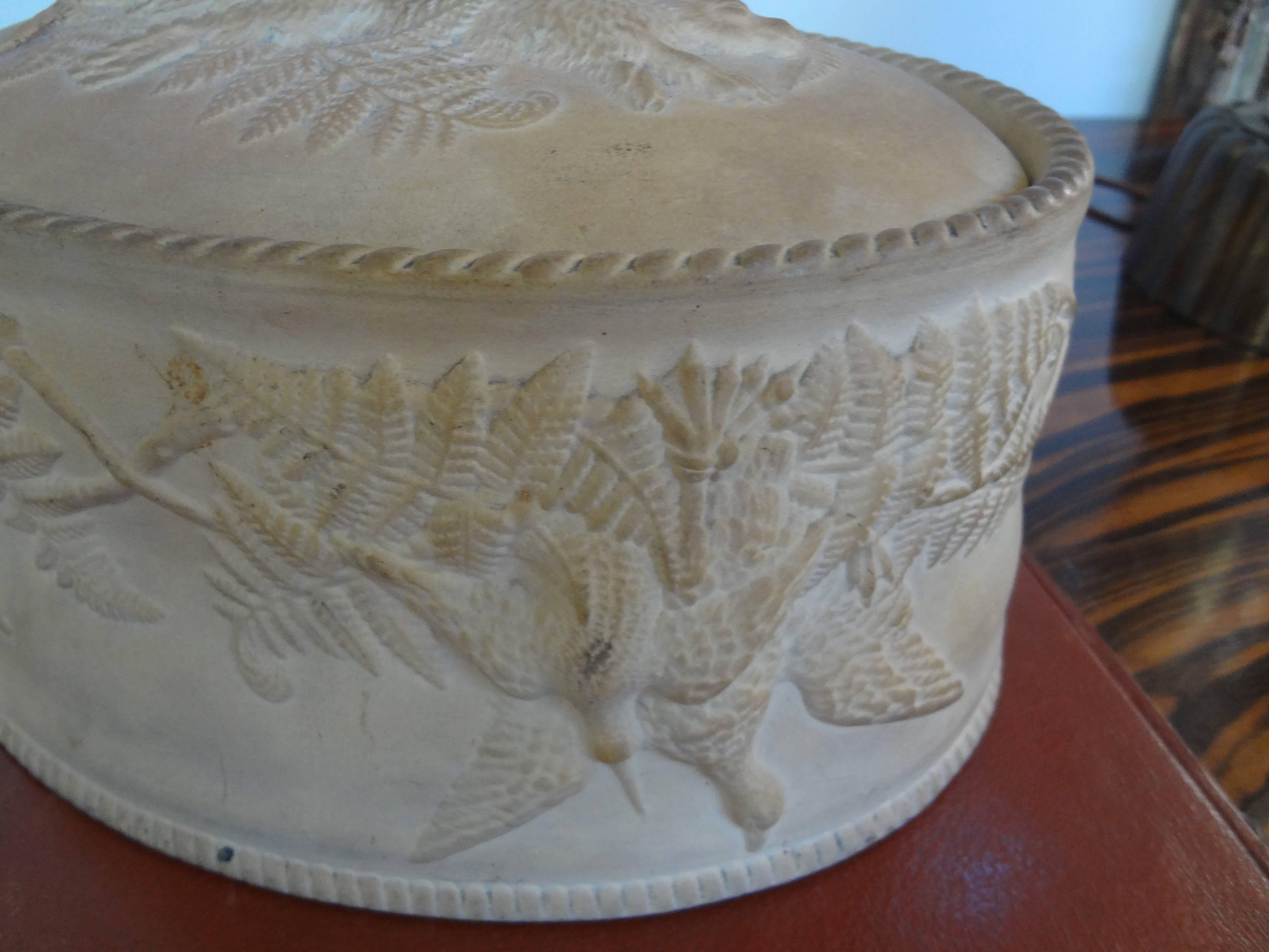 Antique French Caneware Game Pie Dish with Liner In Good Condition For Sale In Houston, TX