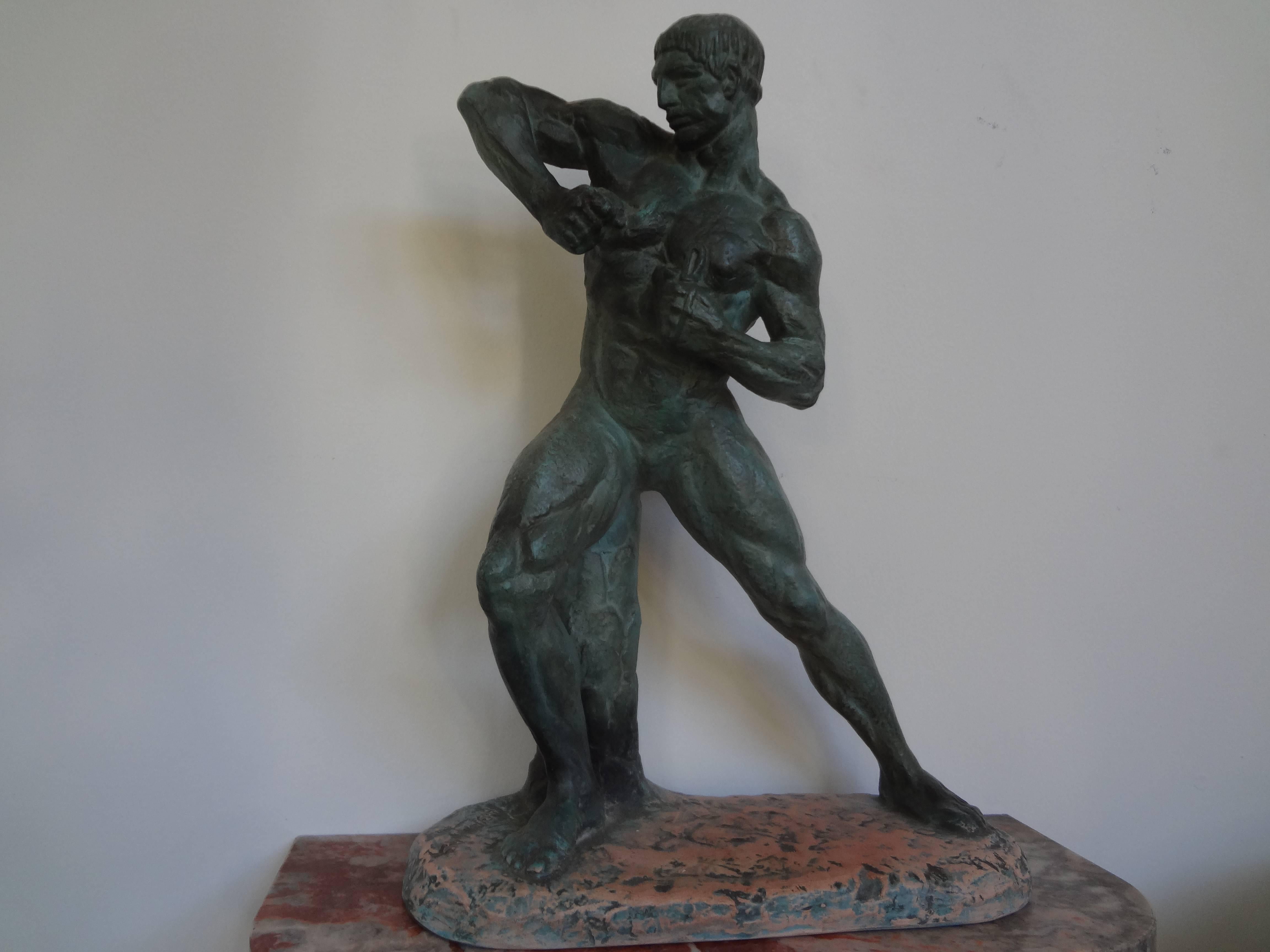 Sculpture d'athlète française Art déco en terre cuite de Bargas en vente 2
