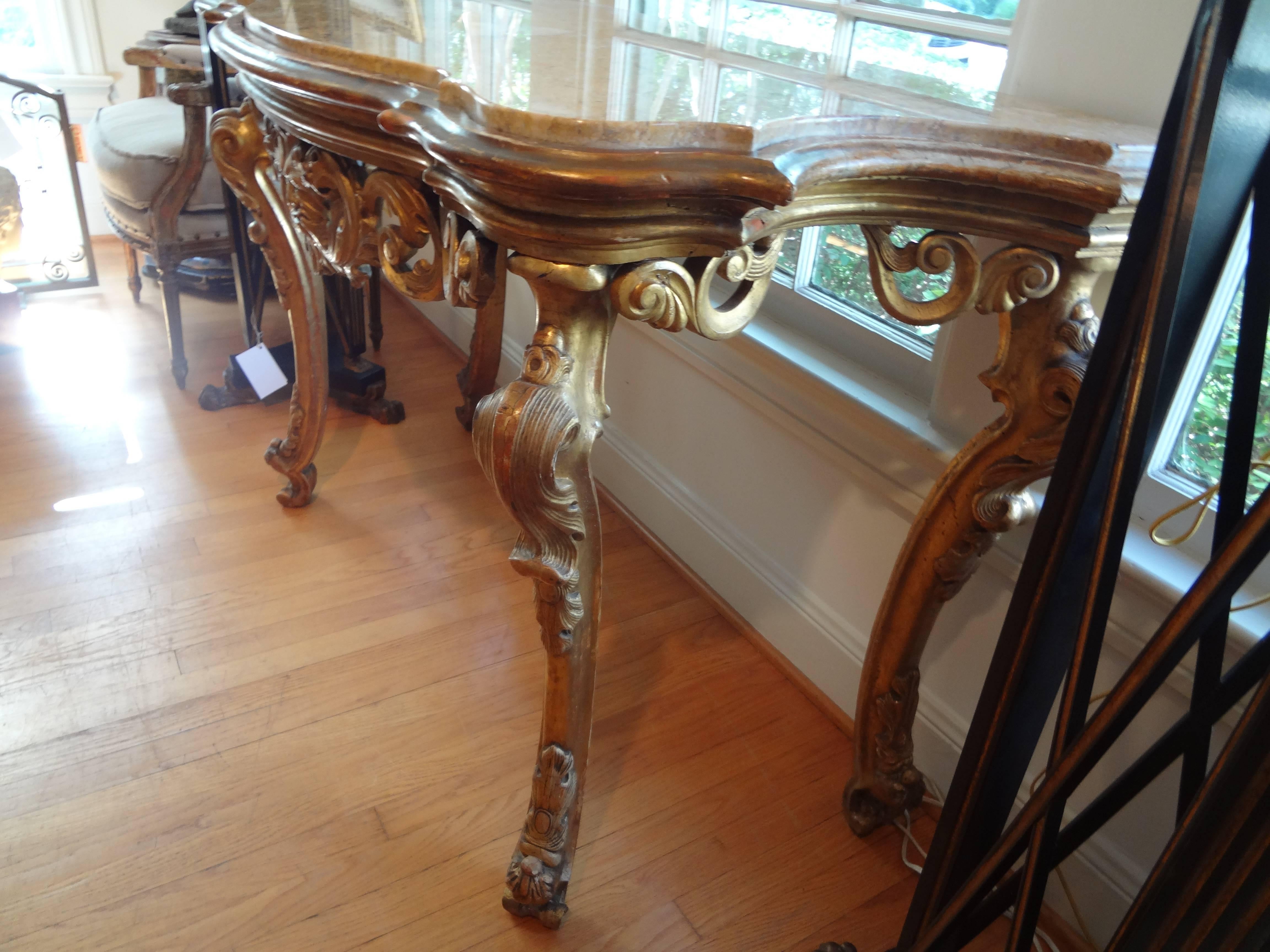 Italian 18th Century Venetian Giltwood Console Table with Marble Top For Sale