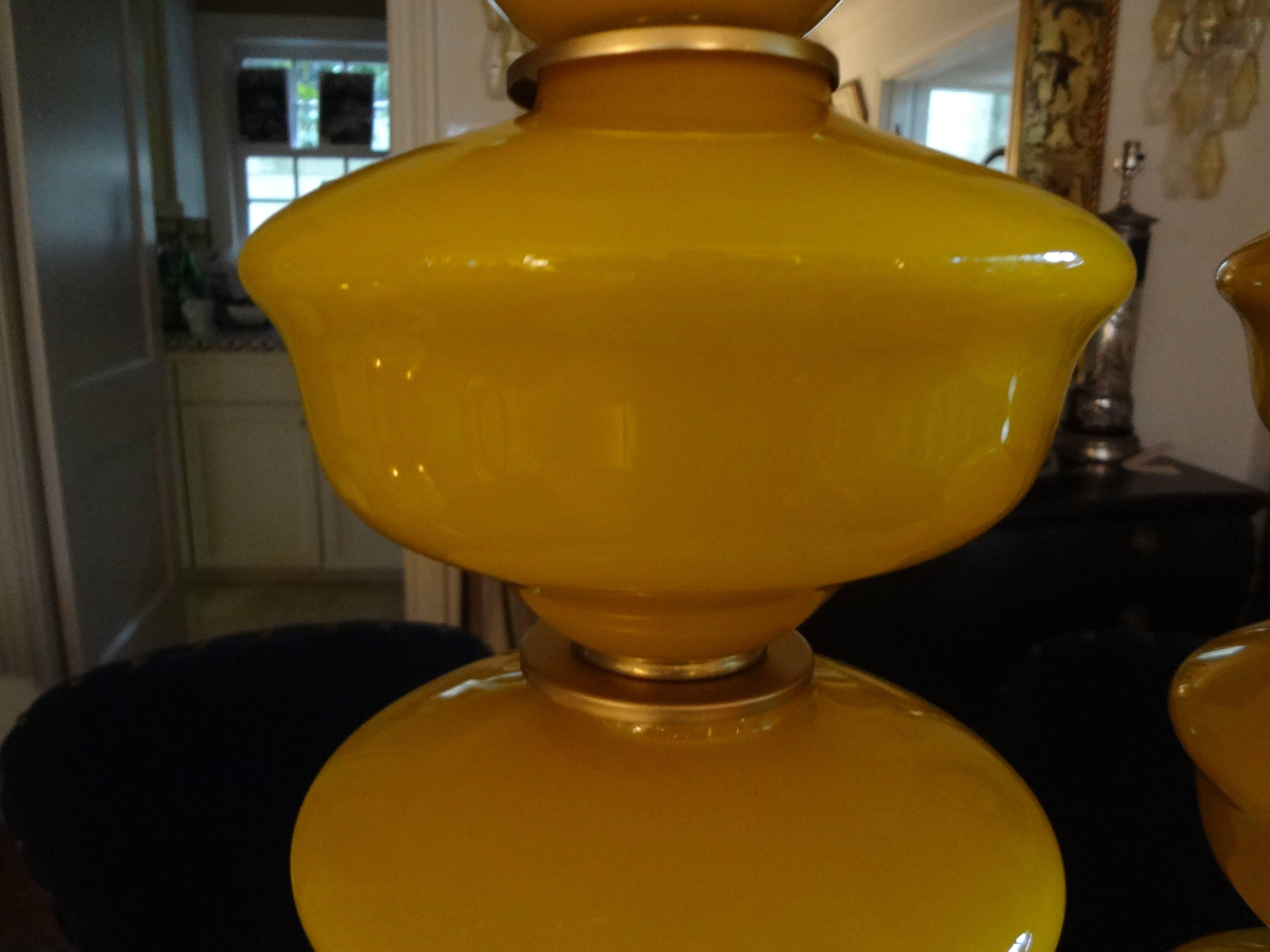 Mid-20th Century Tall Pair of Yellow Murano Glass Lamps on Lucite Bases