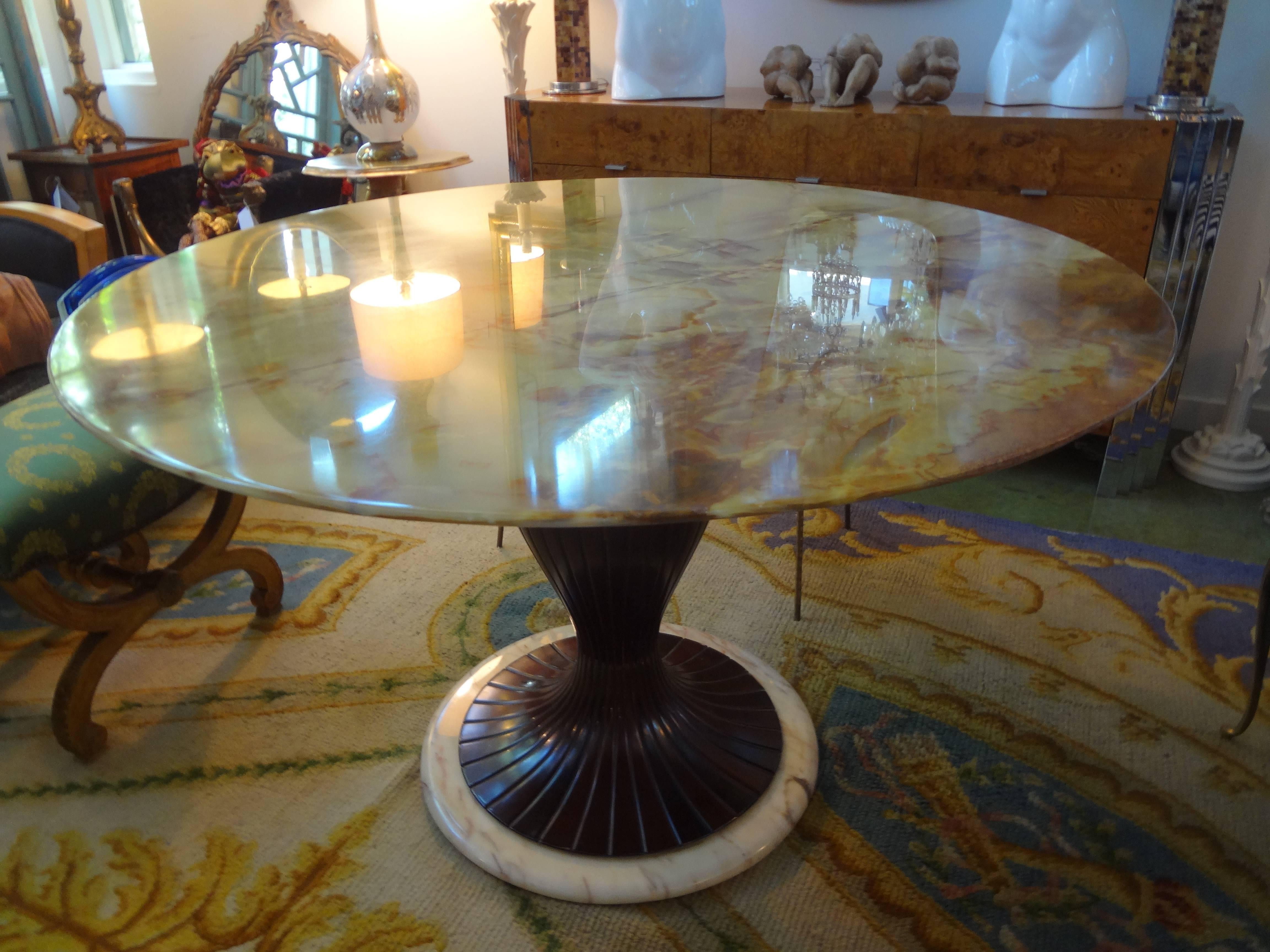 Italian Mid-Century Center Table Made in Milan by Osvaldo Borsani In Good Condition In Houston, TX