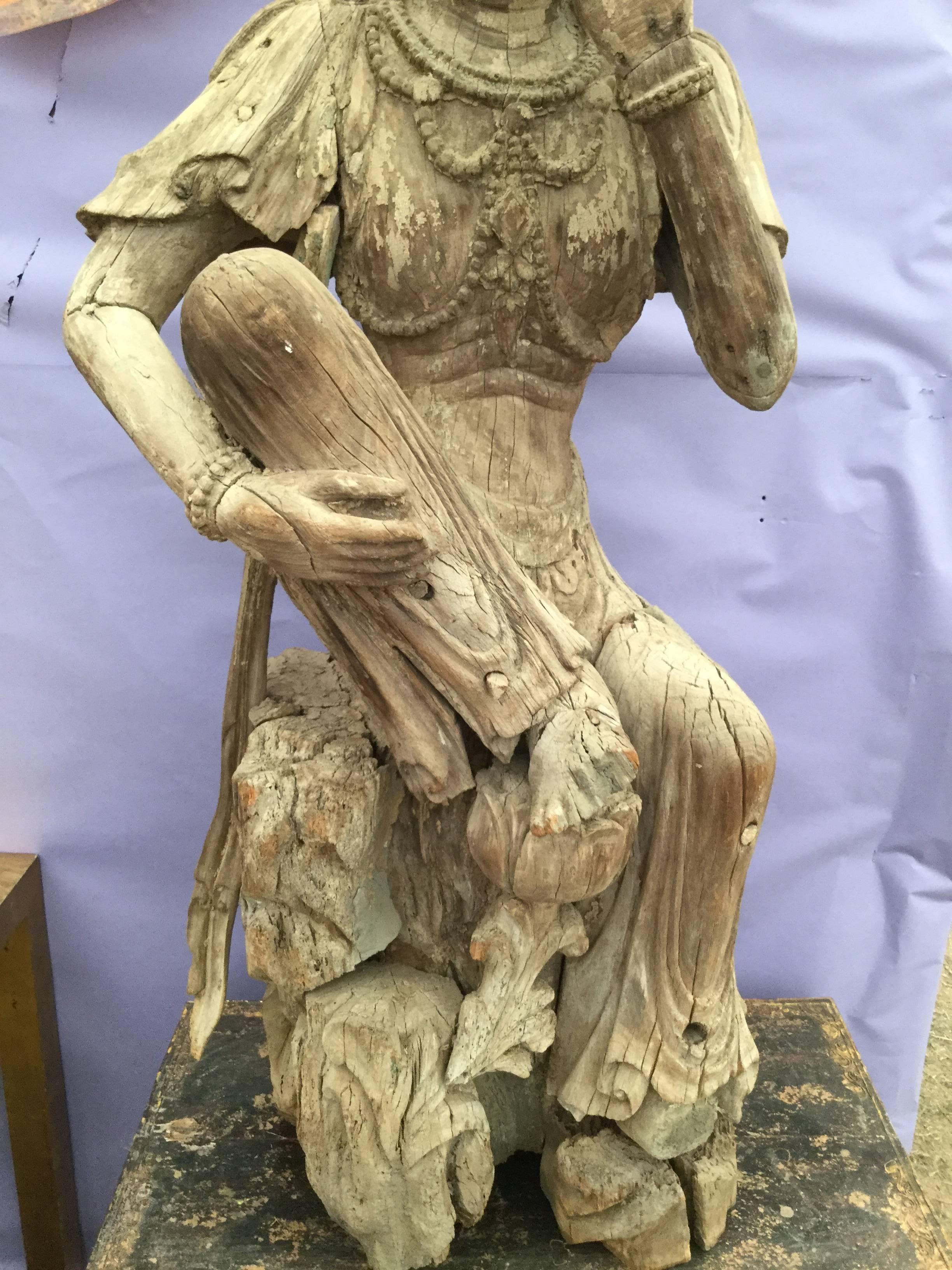 Chinoiserie 19th Century Chinese Guan Yin Carved Wooden Sculpture