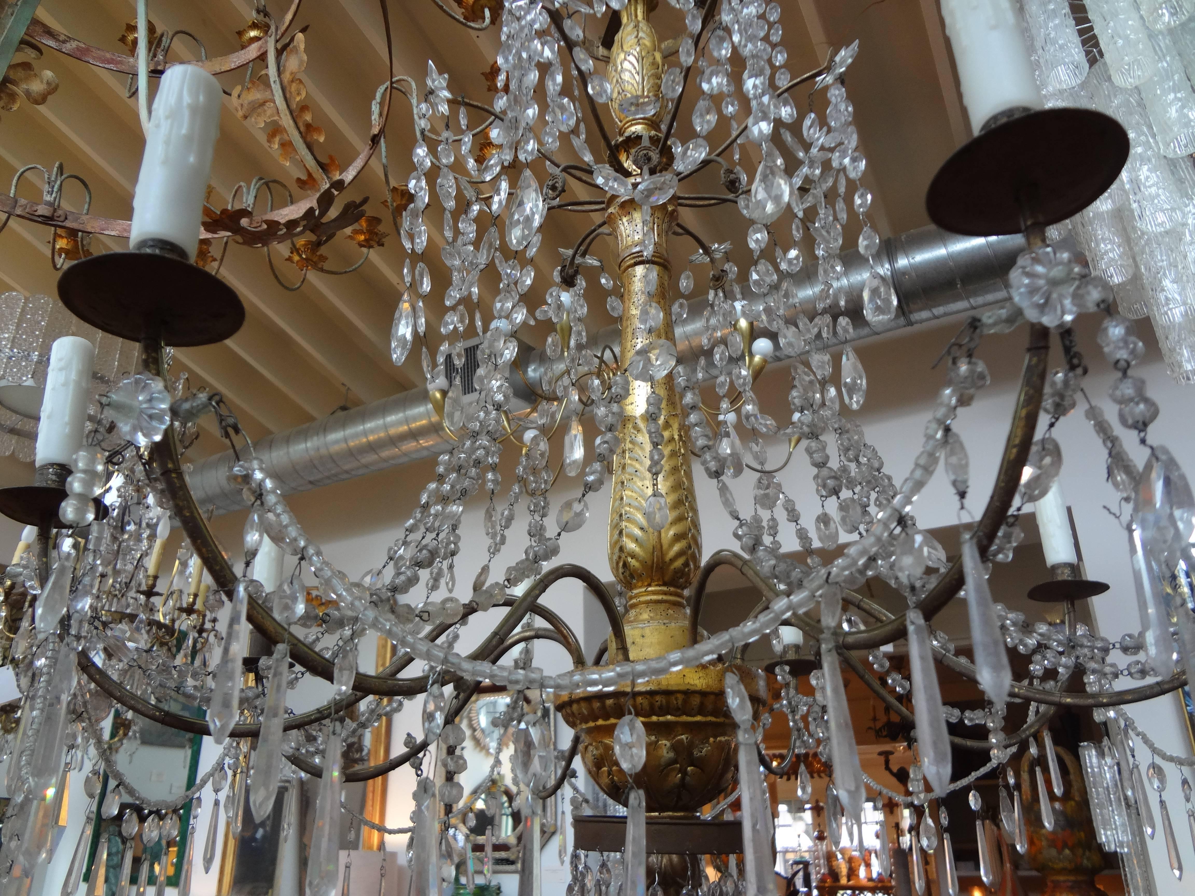 Late 18th Century Genovese Gilt Wood And Crystal Eight-Light Chandelier 1
