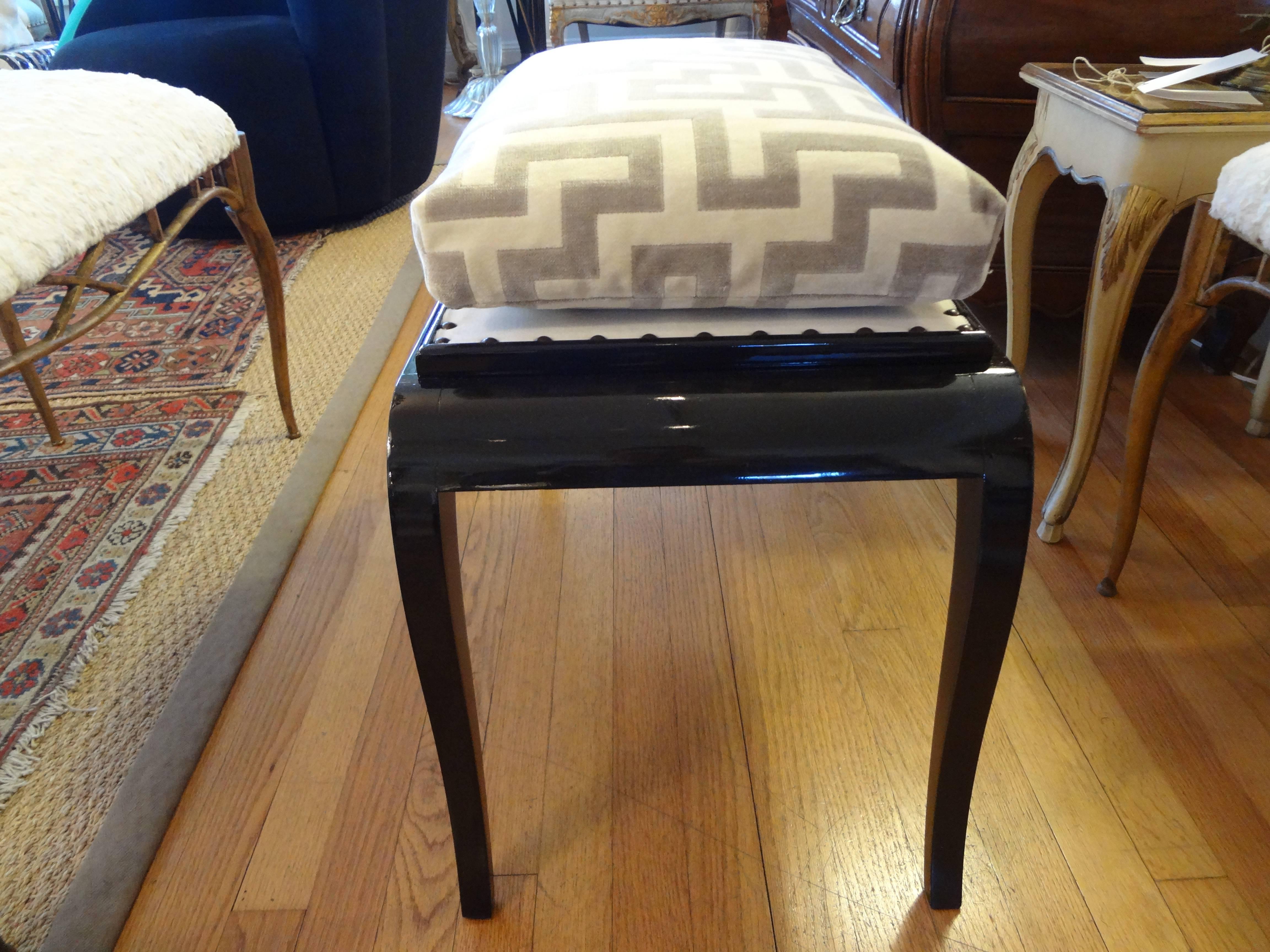 French Art Deco Black Lacquered Bench In Good Condition In Houston, TX