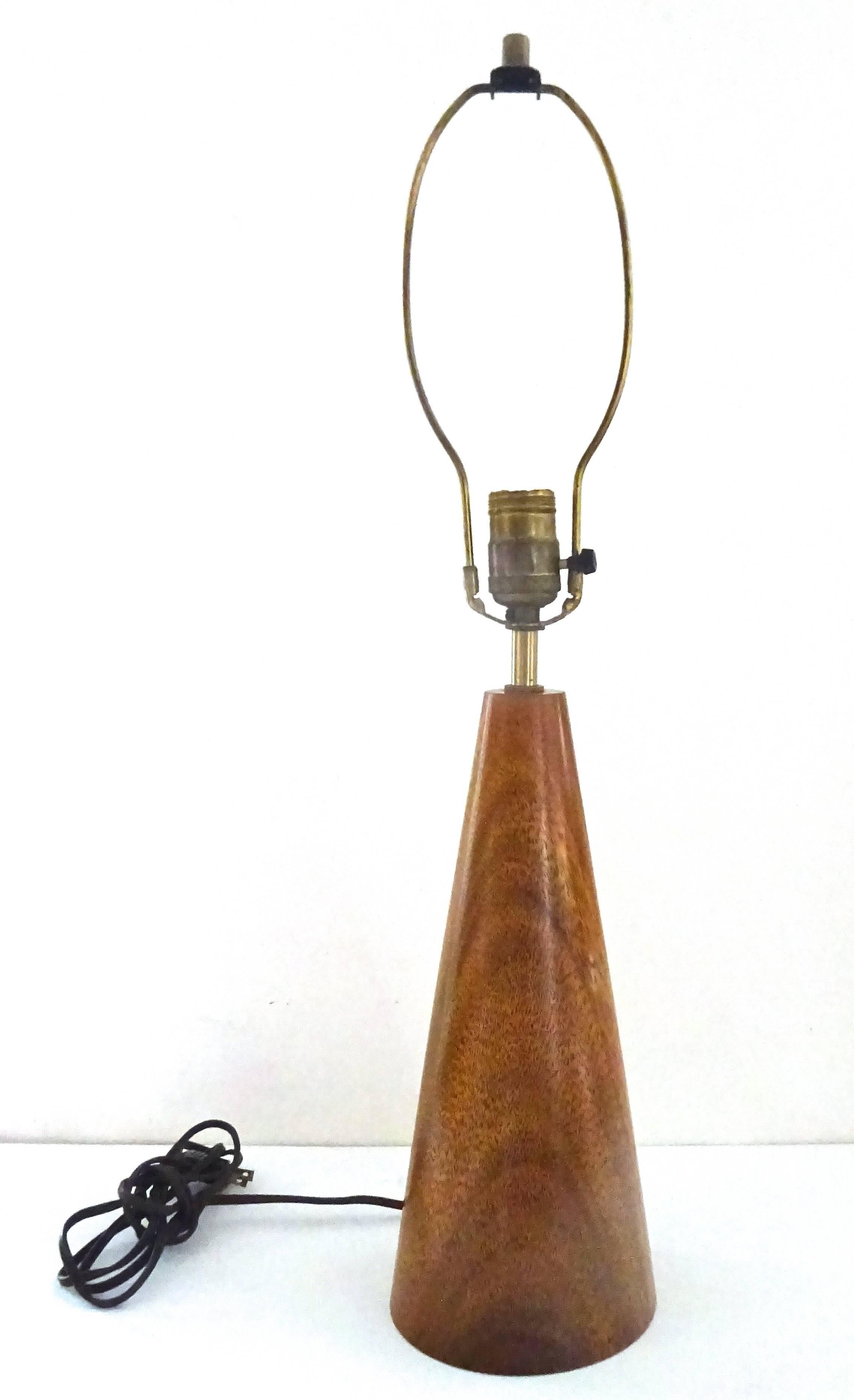 Sculptural 1960s Bob Stocksdale studio exotic wood table lamp

Wood portion alone is 12 1/4