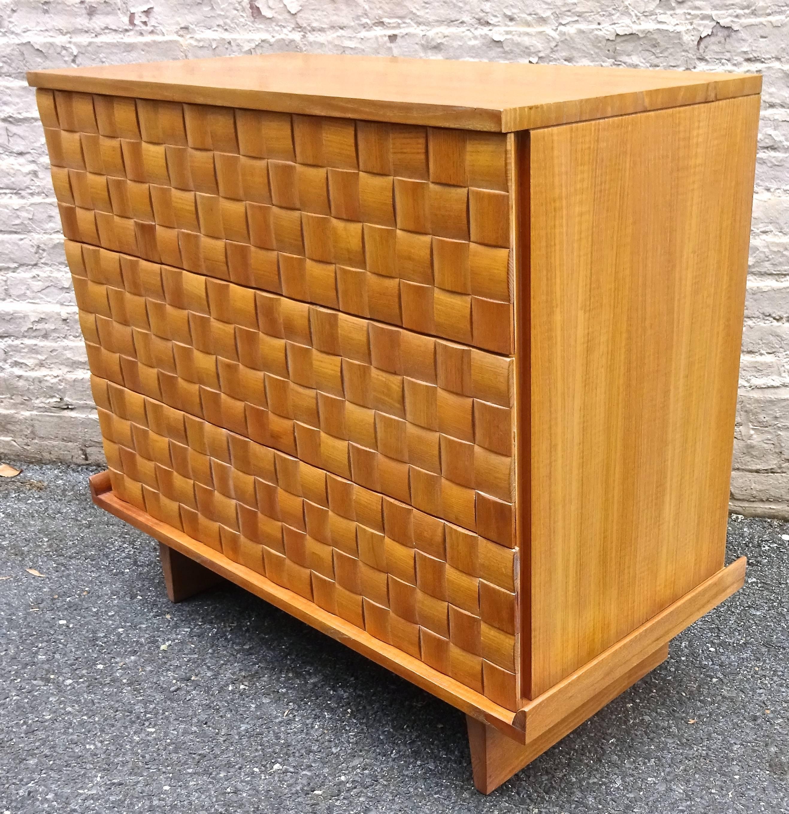 1950s Paul Laszlo American Modernist Chest of Drawers In Excellent Condition In Washington, DC