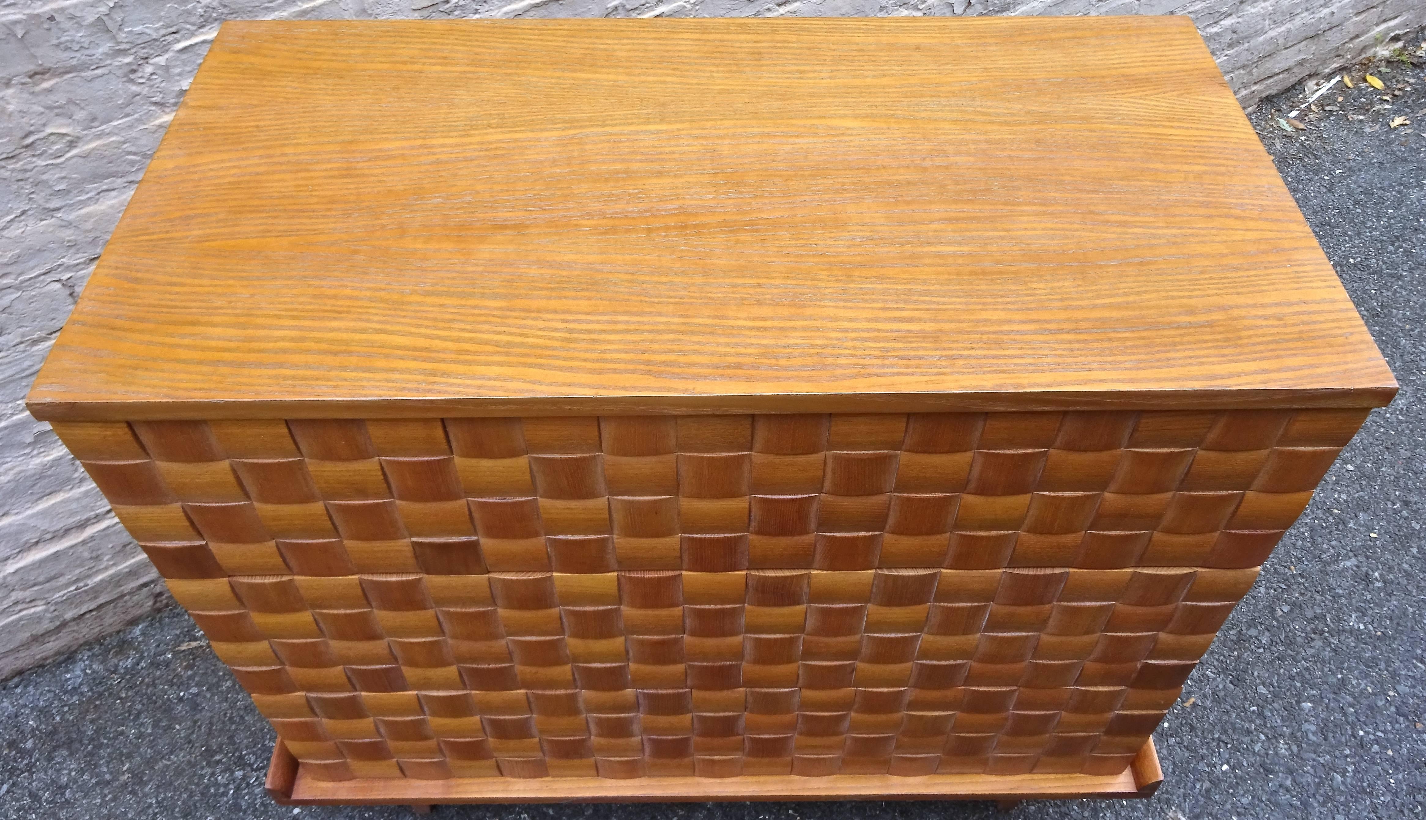 1950s American modernist Paul Laszlo chest of drawers.