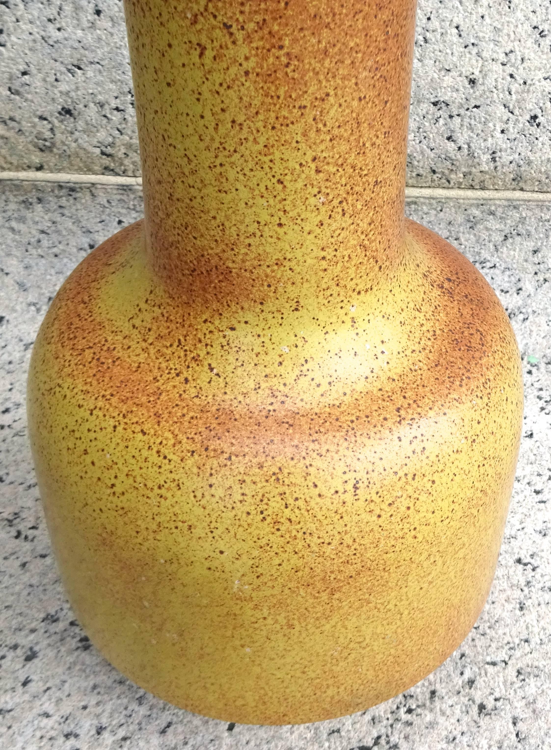 American Large California Modernist 1960s David Cressey Art Pottery Table Lamp For Sale