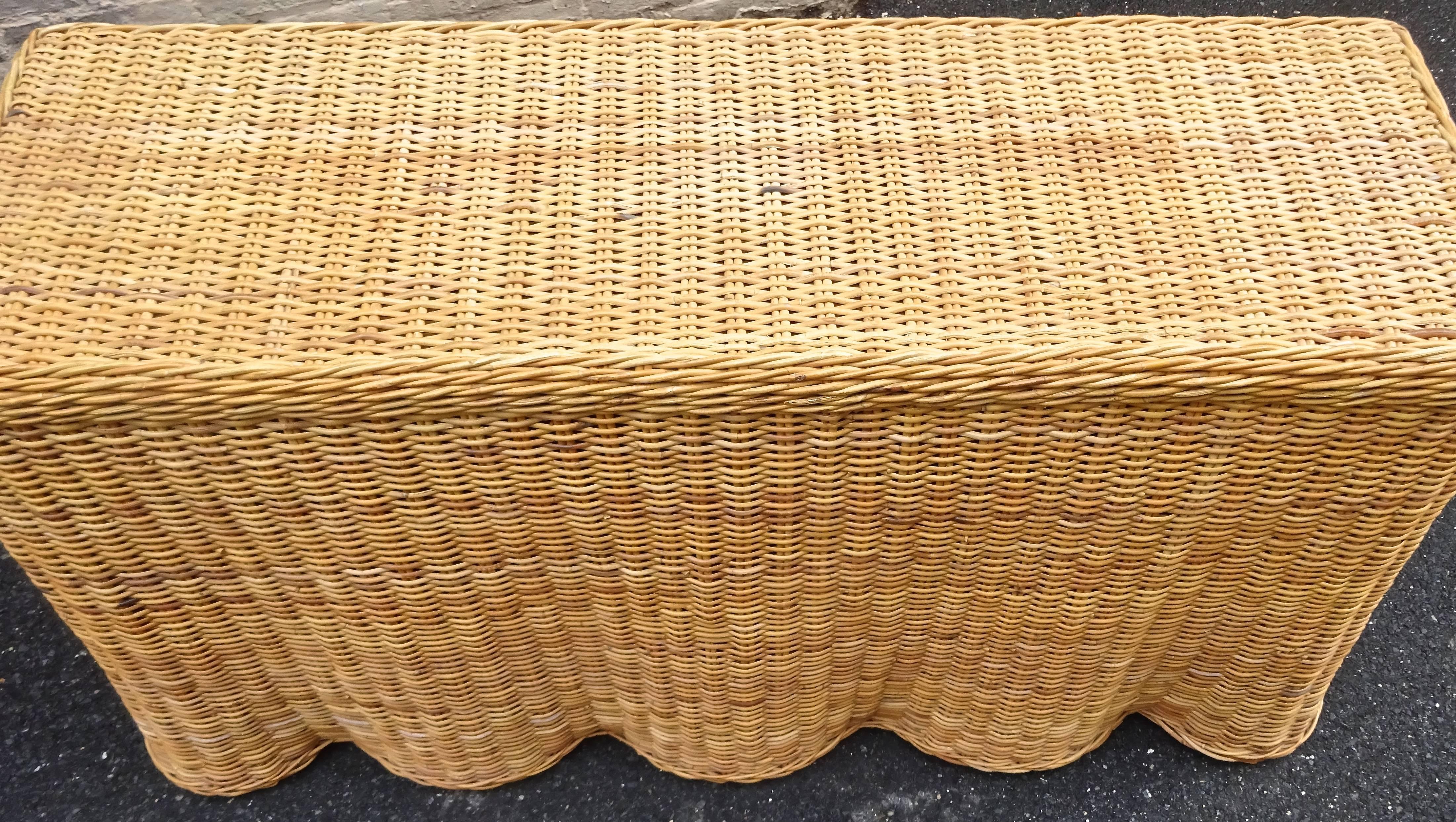 Chic Trompe L'oeil Draped Wicker Console Table, 1970s In Excellent Condition In Washington, DC