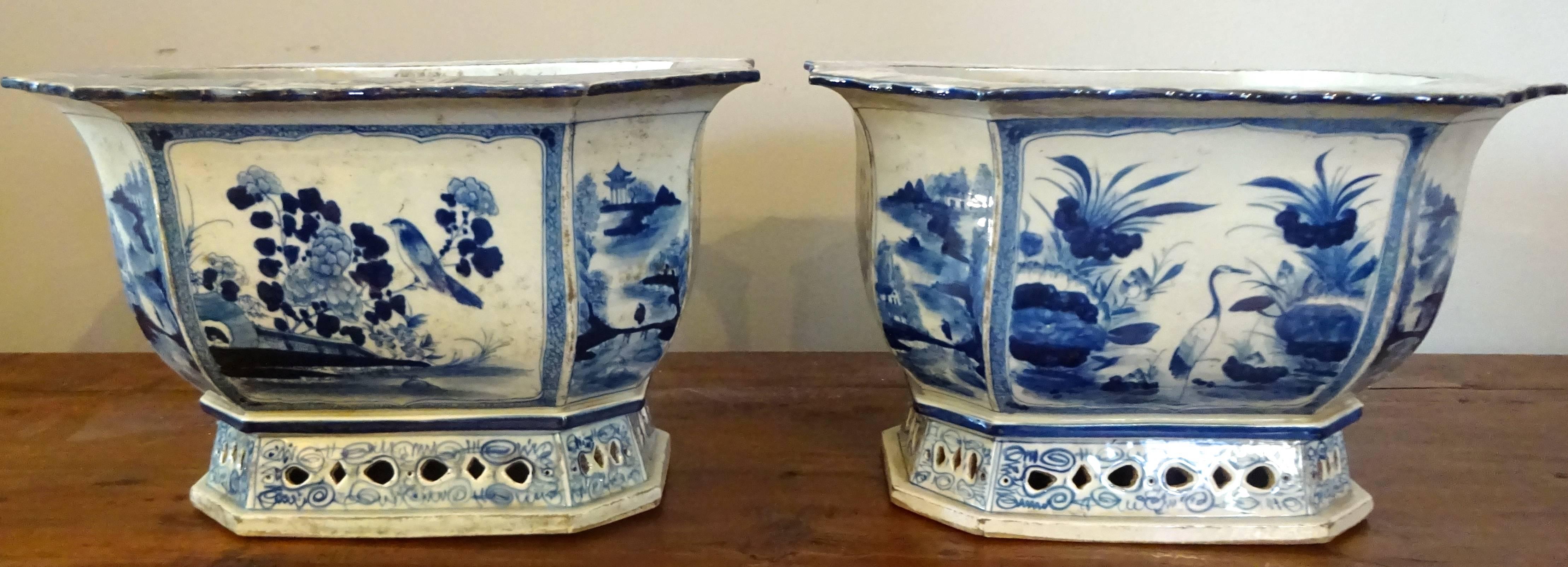 Chinese Export Pair of Chinese Blue and White Porcelain Jardinieres