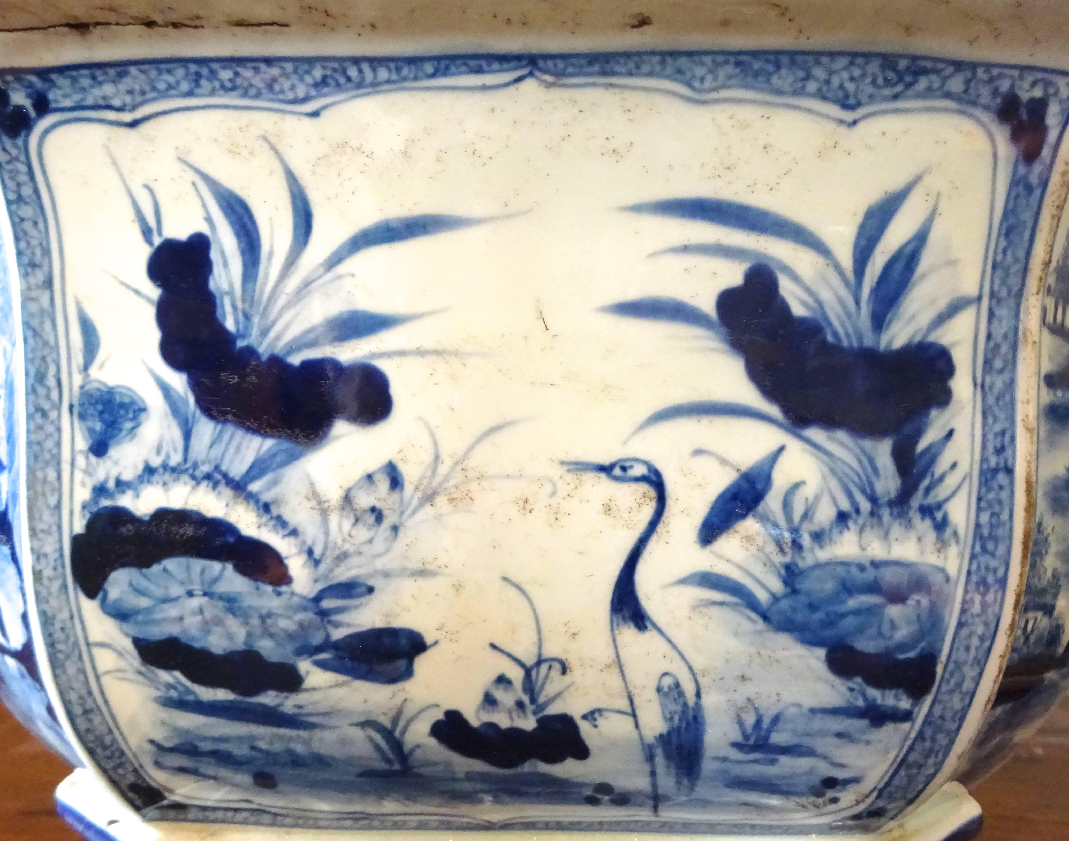 Pair of Chinese Blue and White Porcelain Jardinieres 1