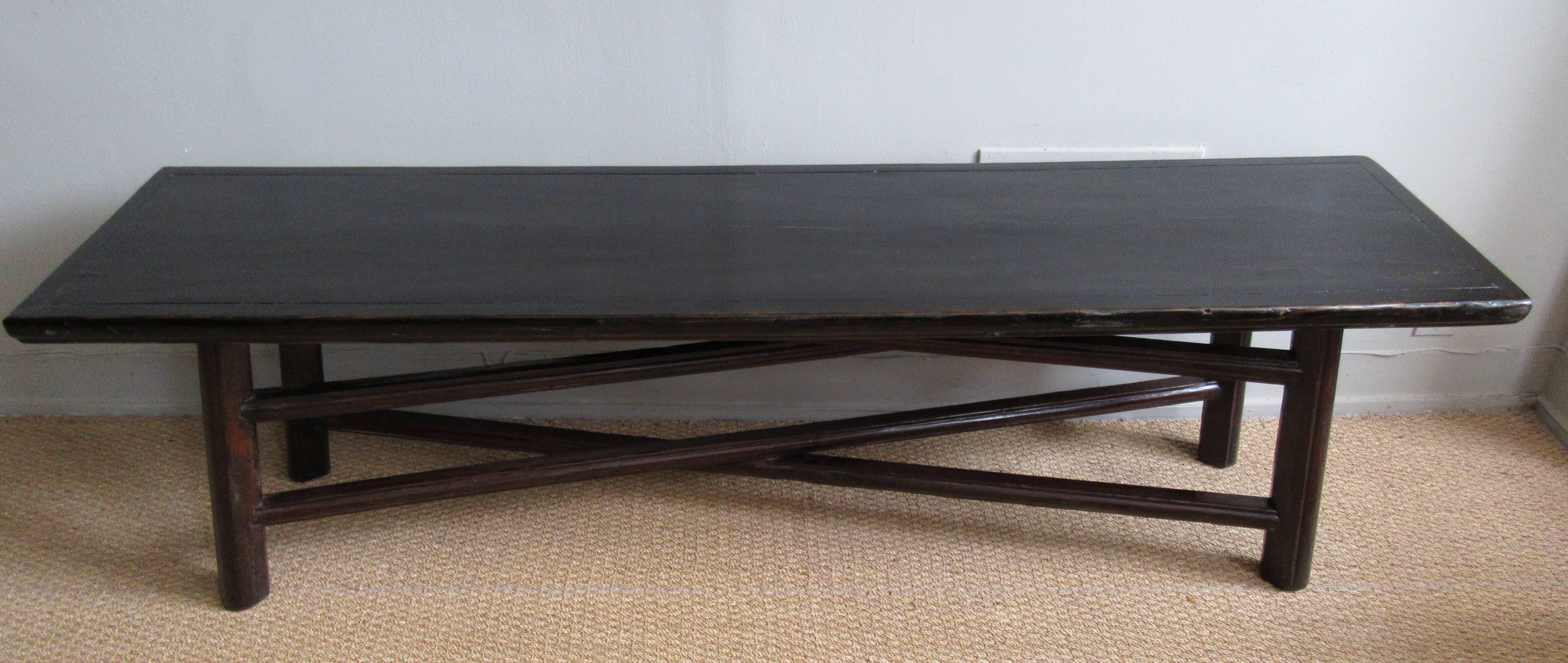Elegant Lacquered Elmwood Bench / Cocktail Table 19th Century For Sale 2