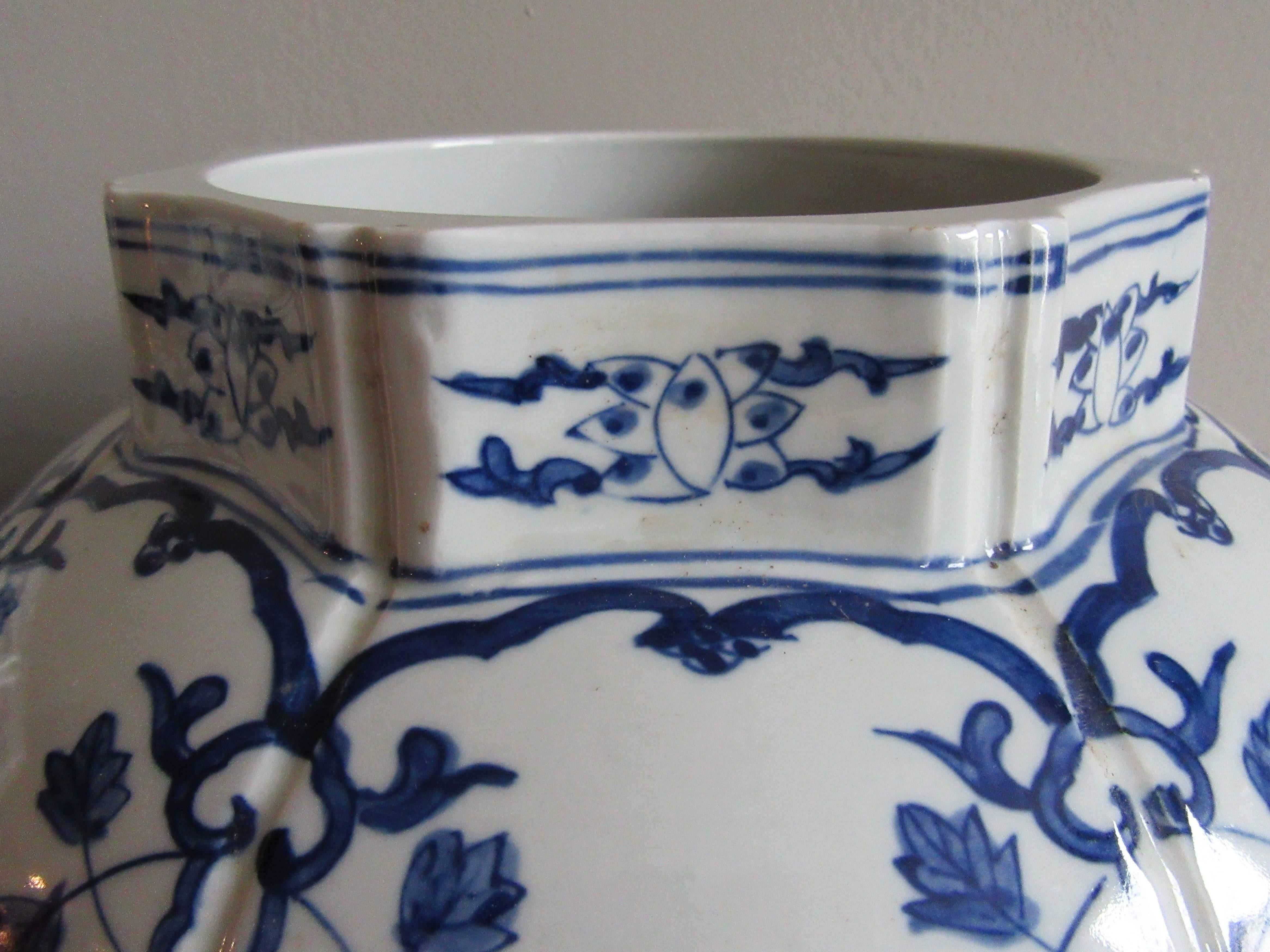 Chinoiserie Large Pair of Chinese Blue and White Porcelain Vases