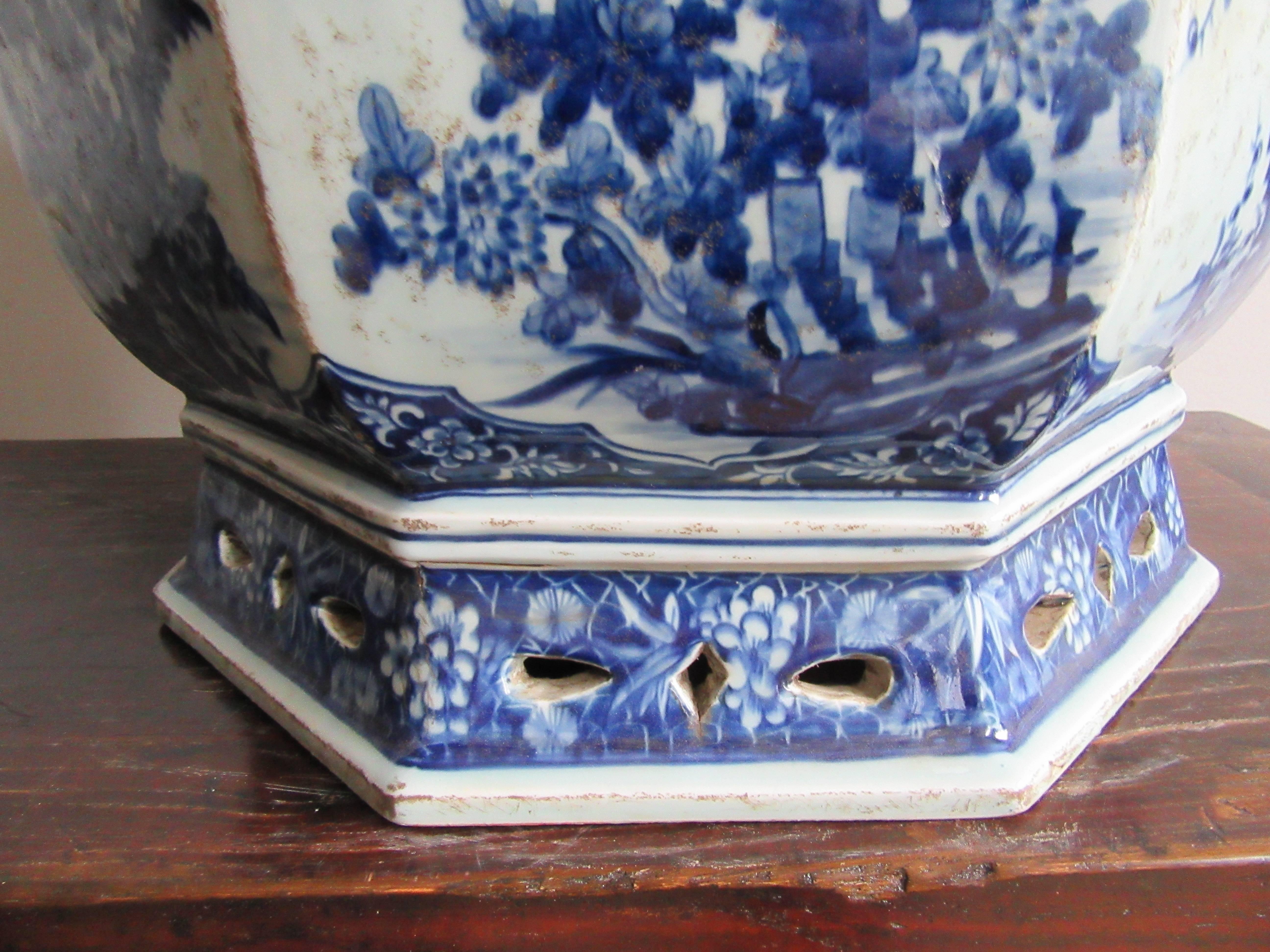 Chinese Export Large Chinese Blue and White Porcelain Jardinière For Sale