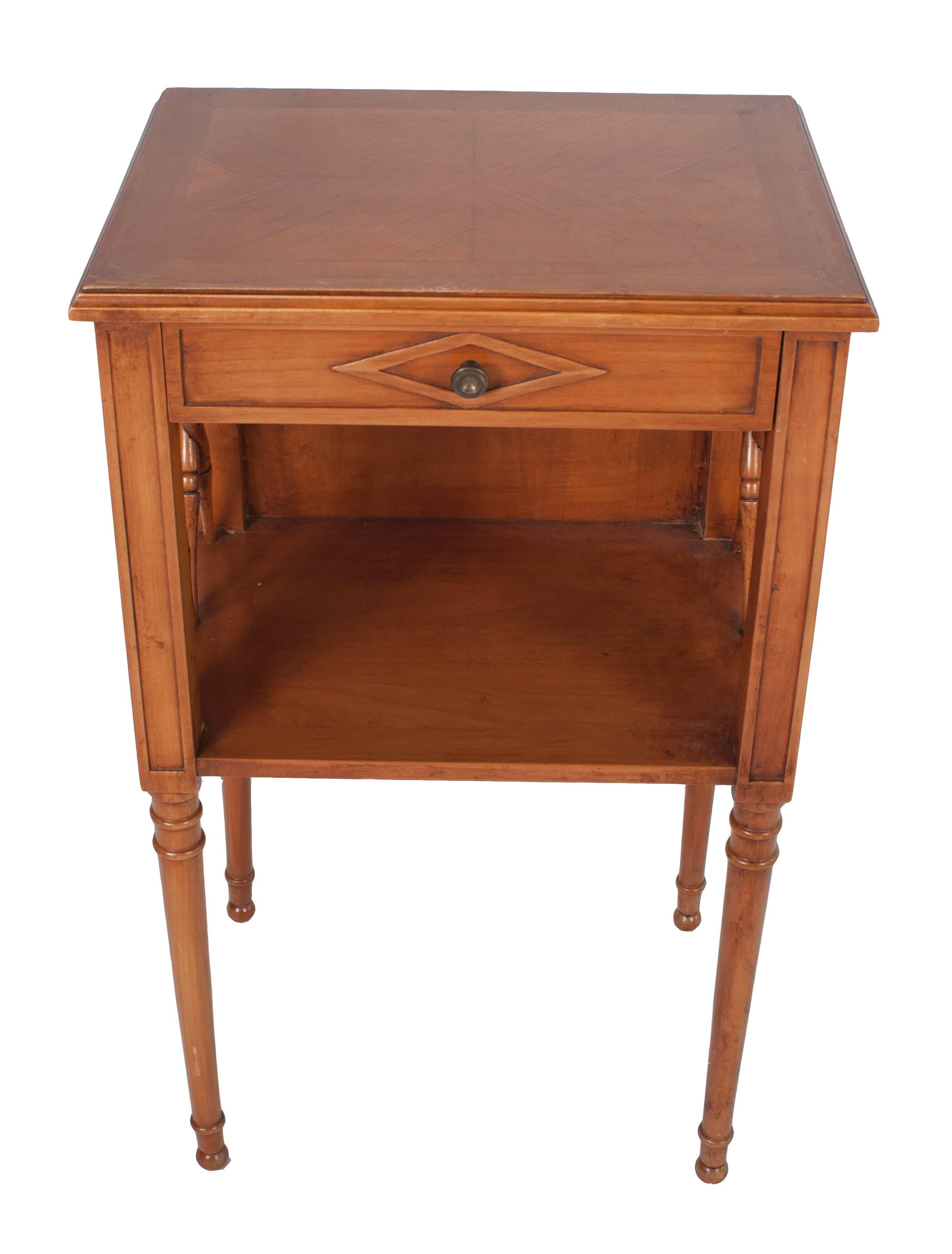 Pair of Meister 'Cherrywood' Nightstands or Side Tables with Drawers In Excellent Condition In Washington, DC