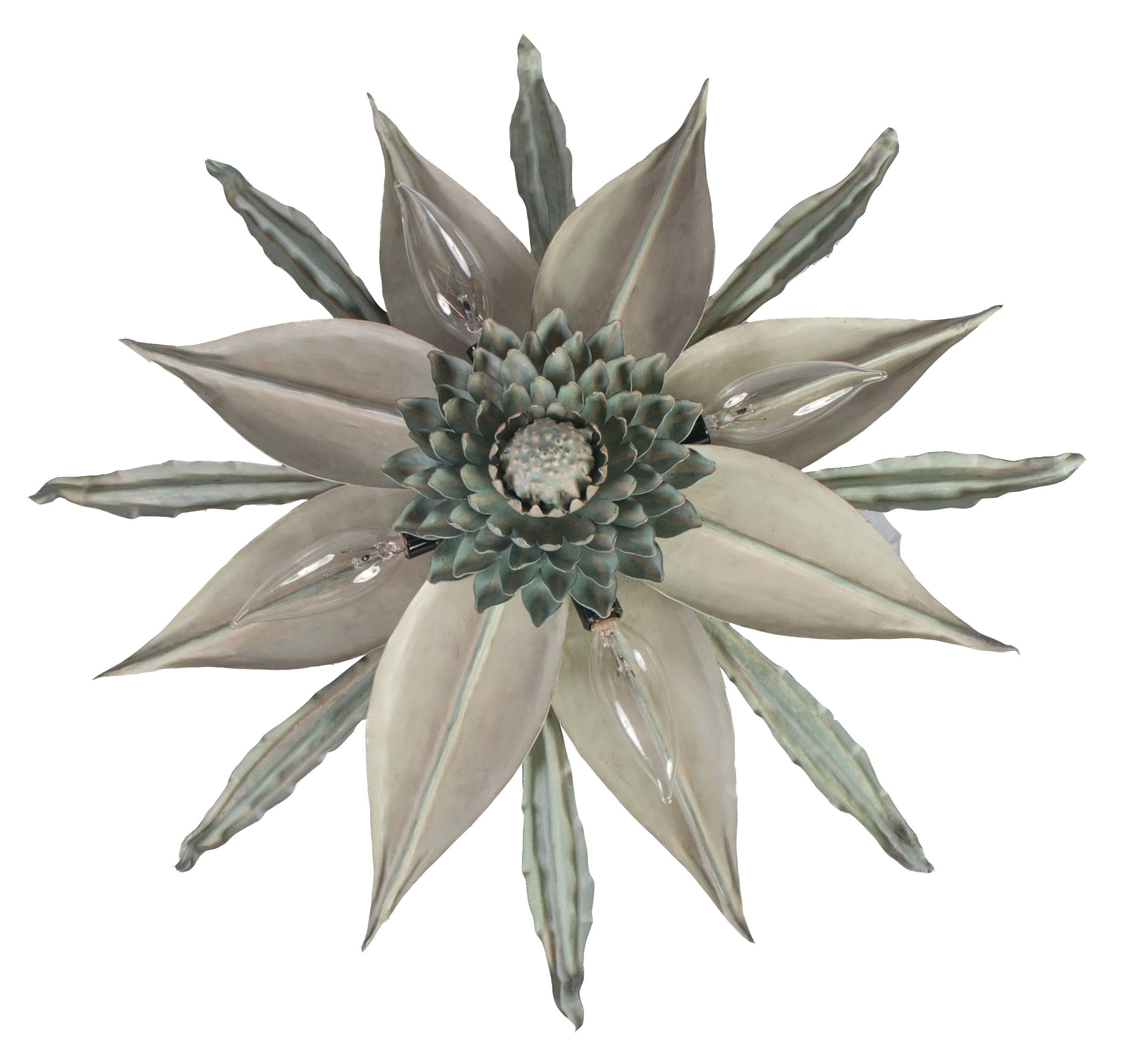 Set of two electrified wall lights and painted applique in the form of clematis flowers Vocaturi Italian.
  