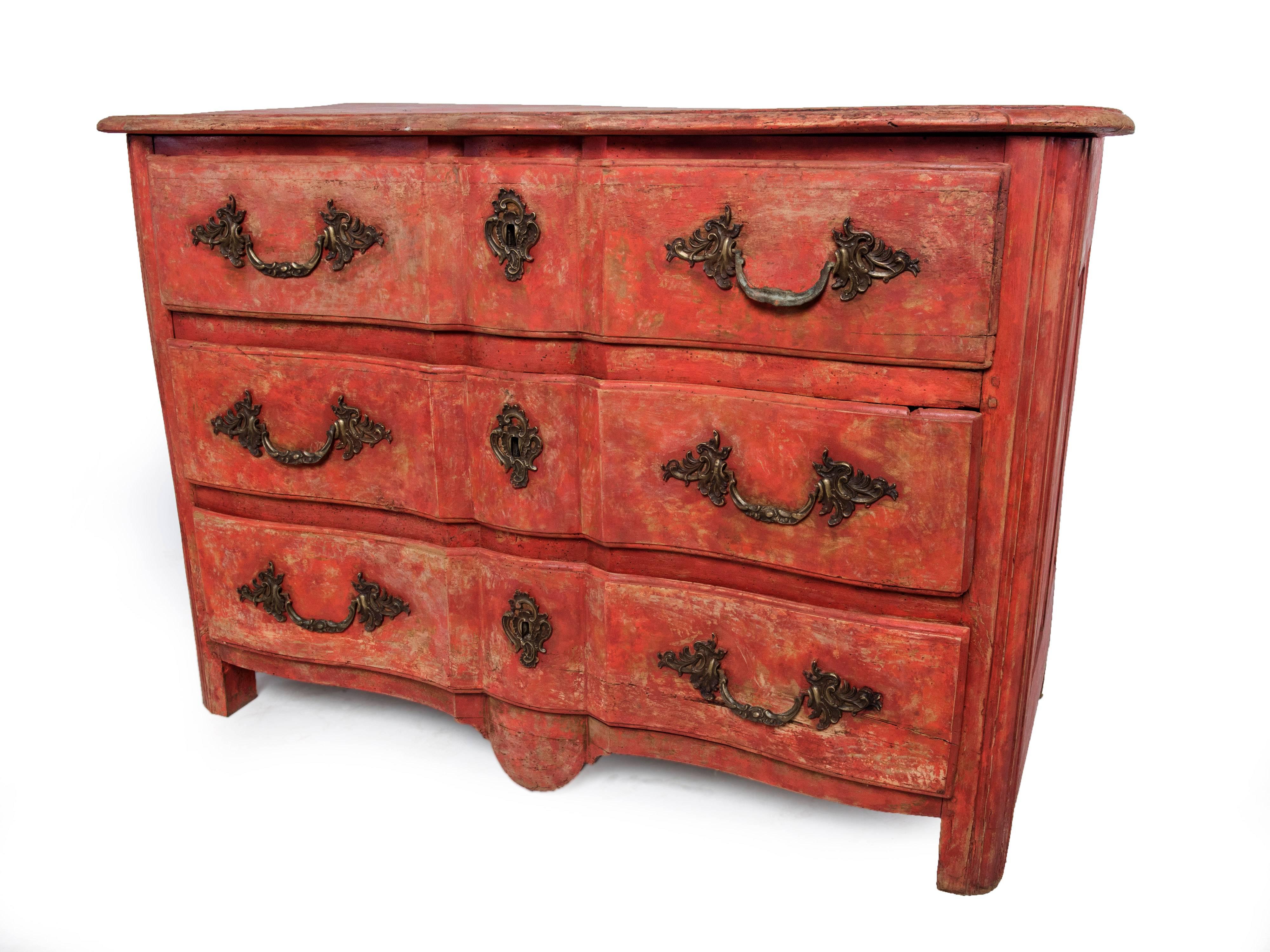 Paint  Danish 18th Century Arbalete Commode For Sale