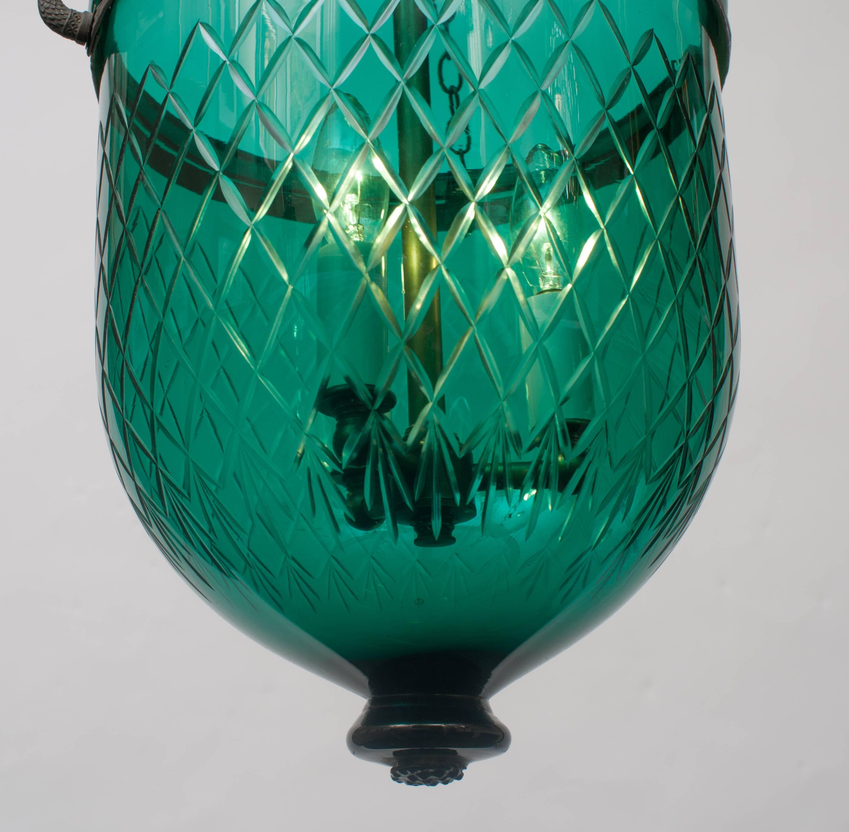 Green Diamond-Cut Bell Jar Lantern In Excellent Condition For Sale In Alexandria, VA